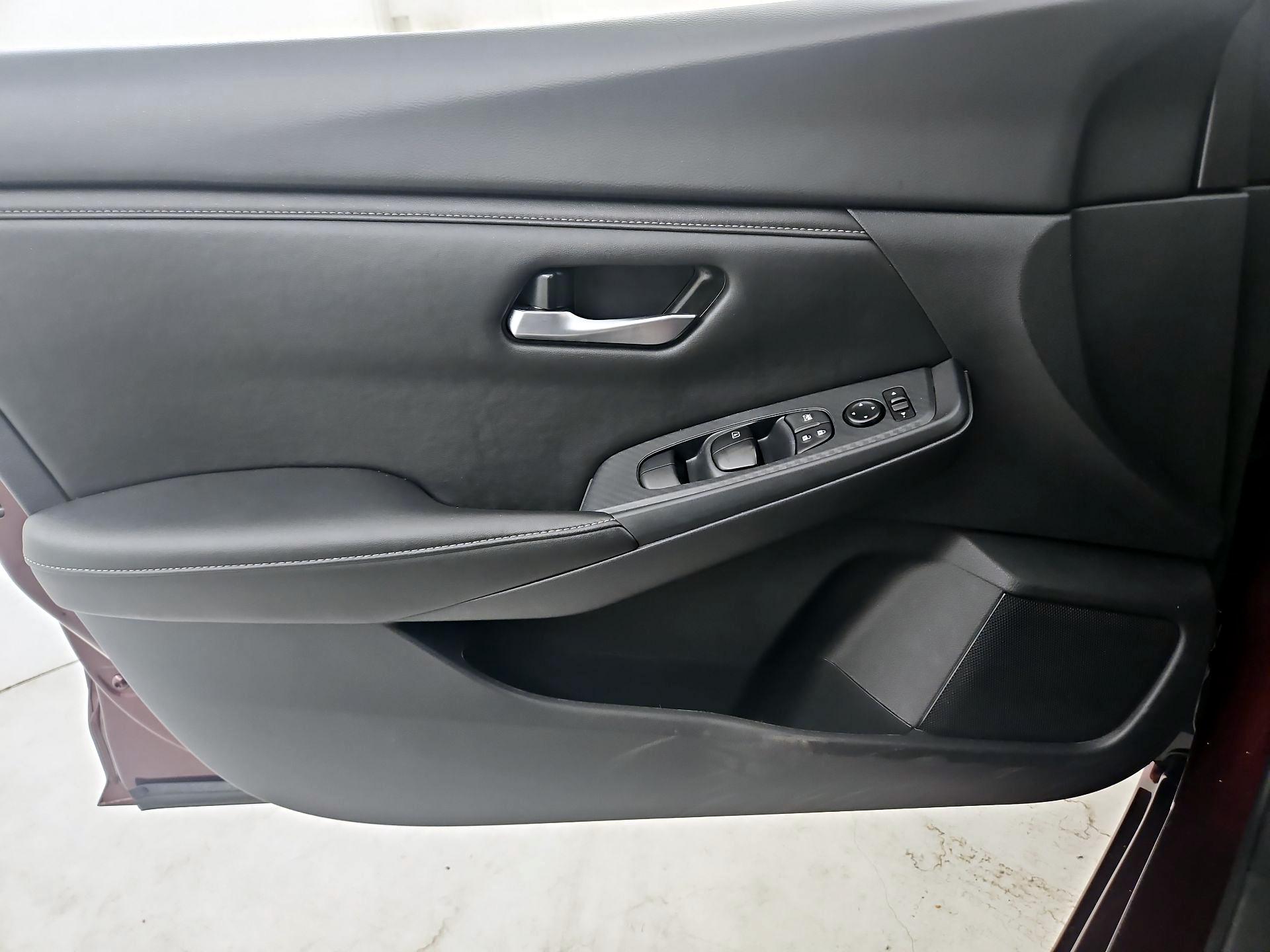 Thumbnail: 2025 Nissan Sentra - 12