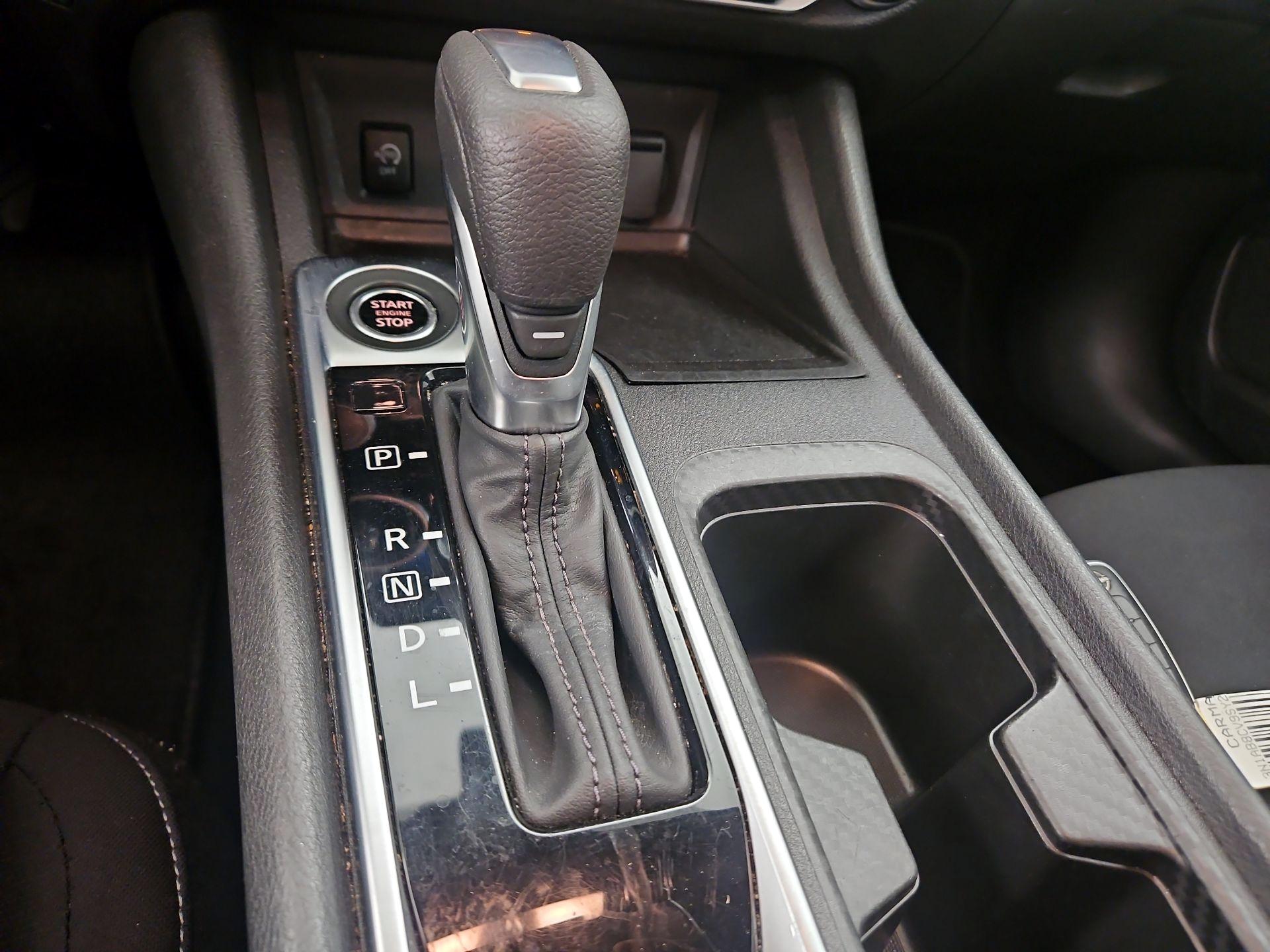 Thumbnail: 2025 Nissan Sentra - 17