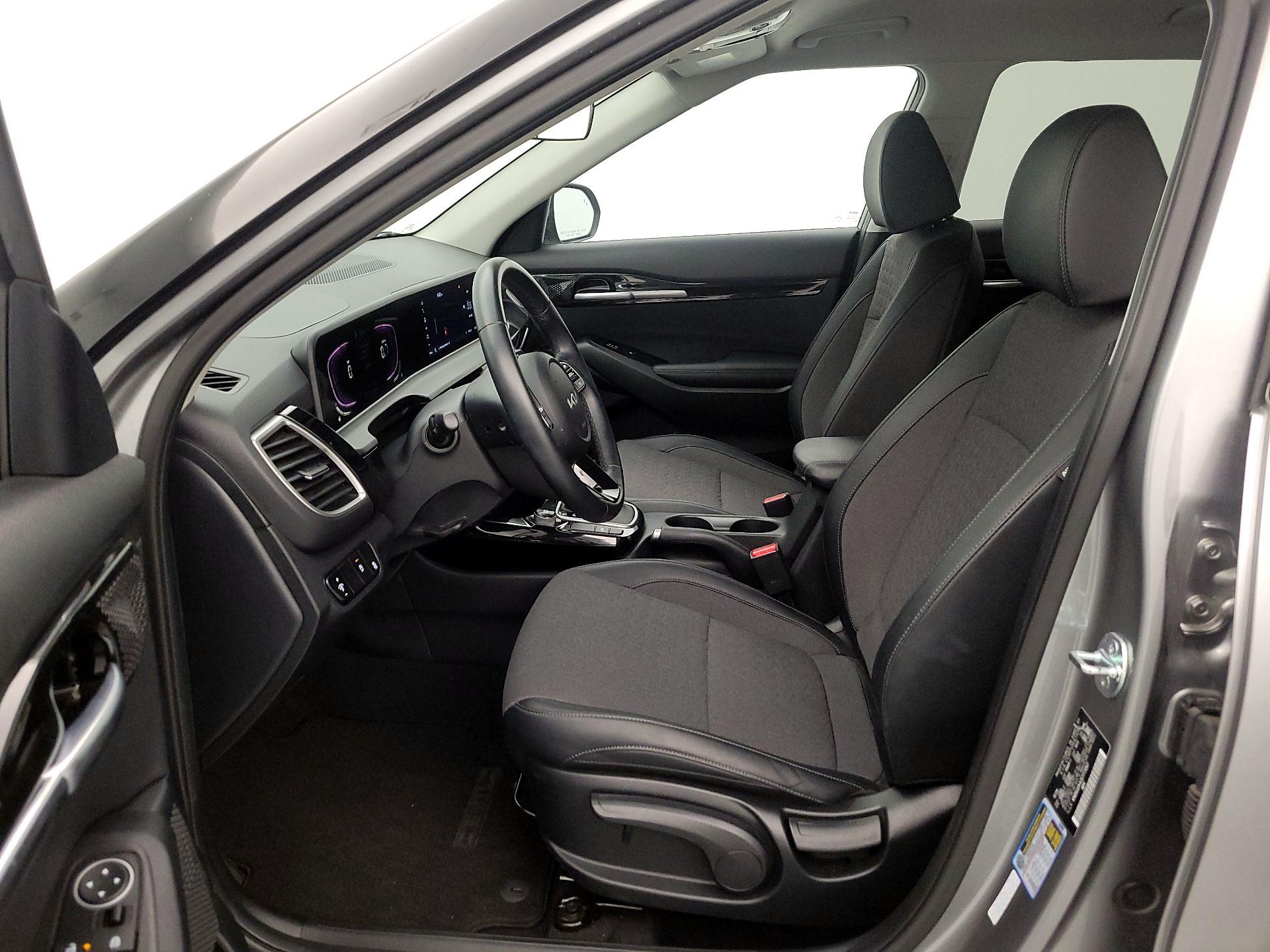 Thumbnail: 2025 Kia Seltos - 11