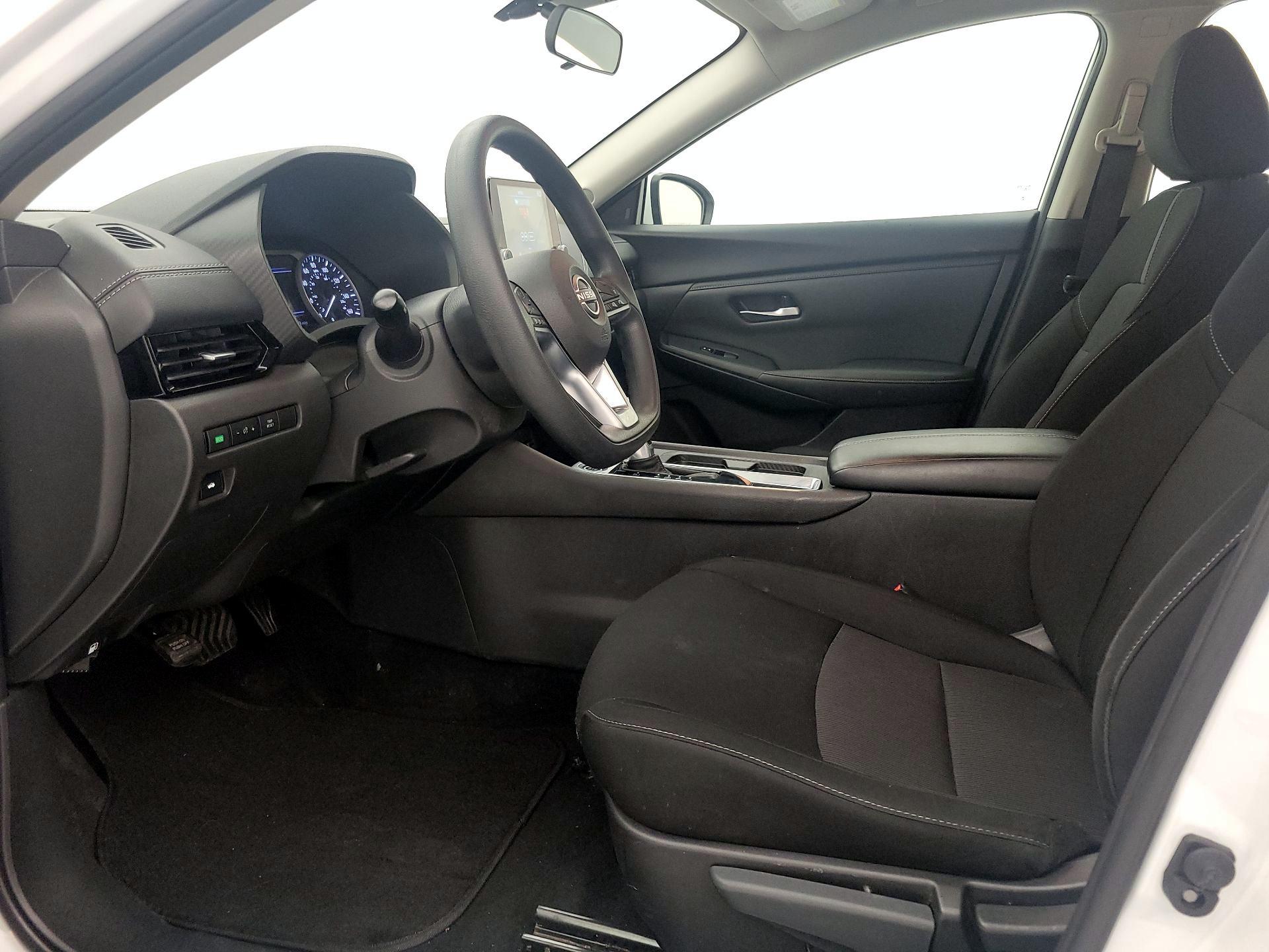 Thumbnail: 2024 Nissan Sentra - 11