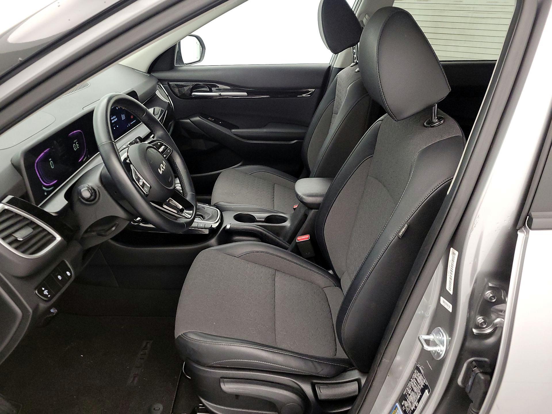 Thumbnail: 2025 Kia Seltos - 11