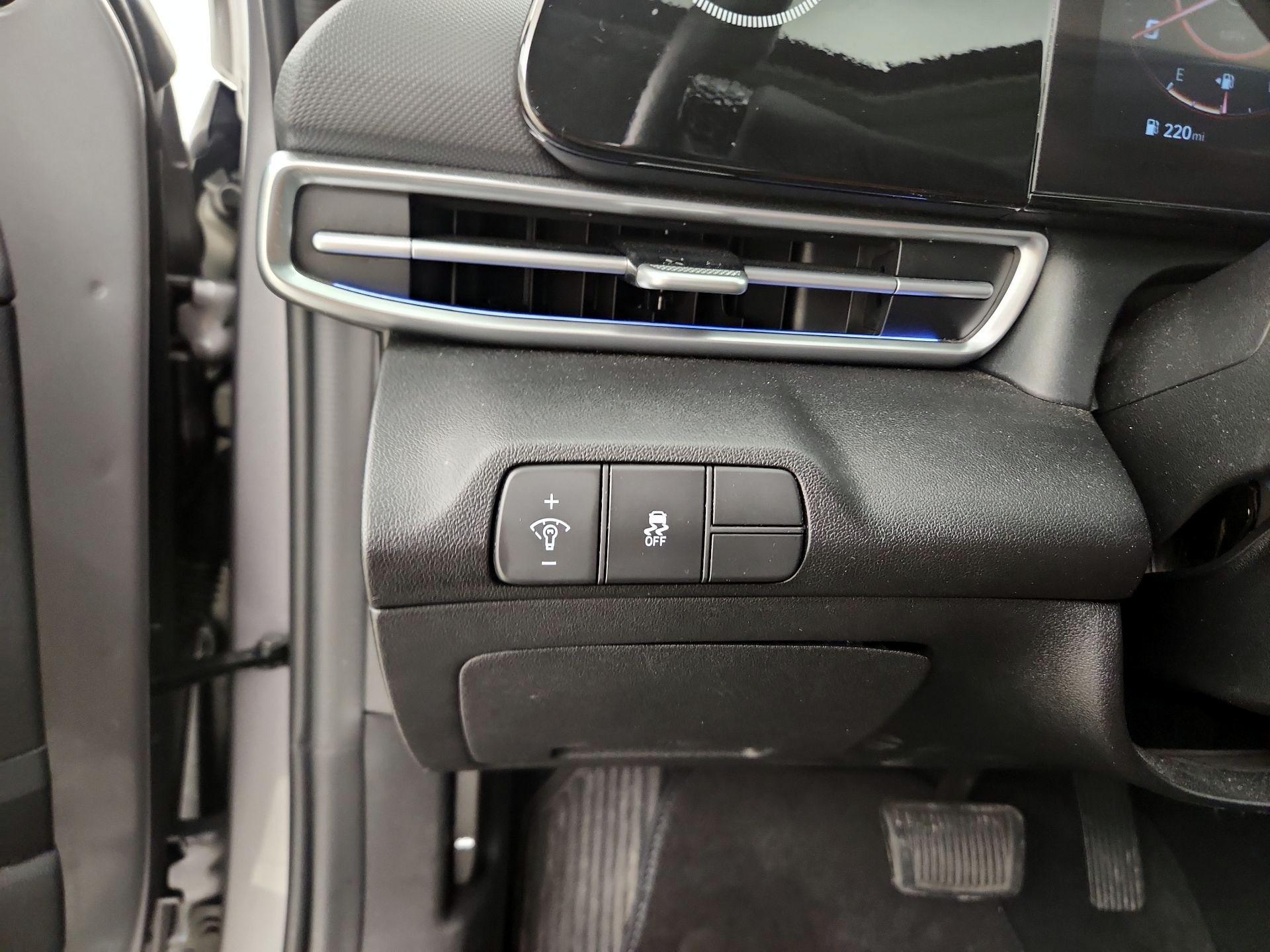 Thumbnail: 2025 Hyundai Elantra - 13