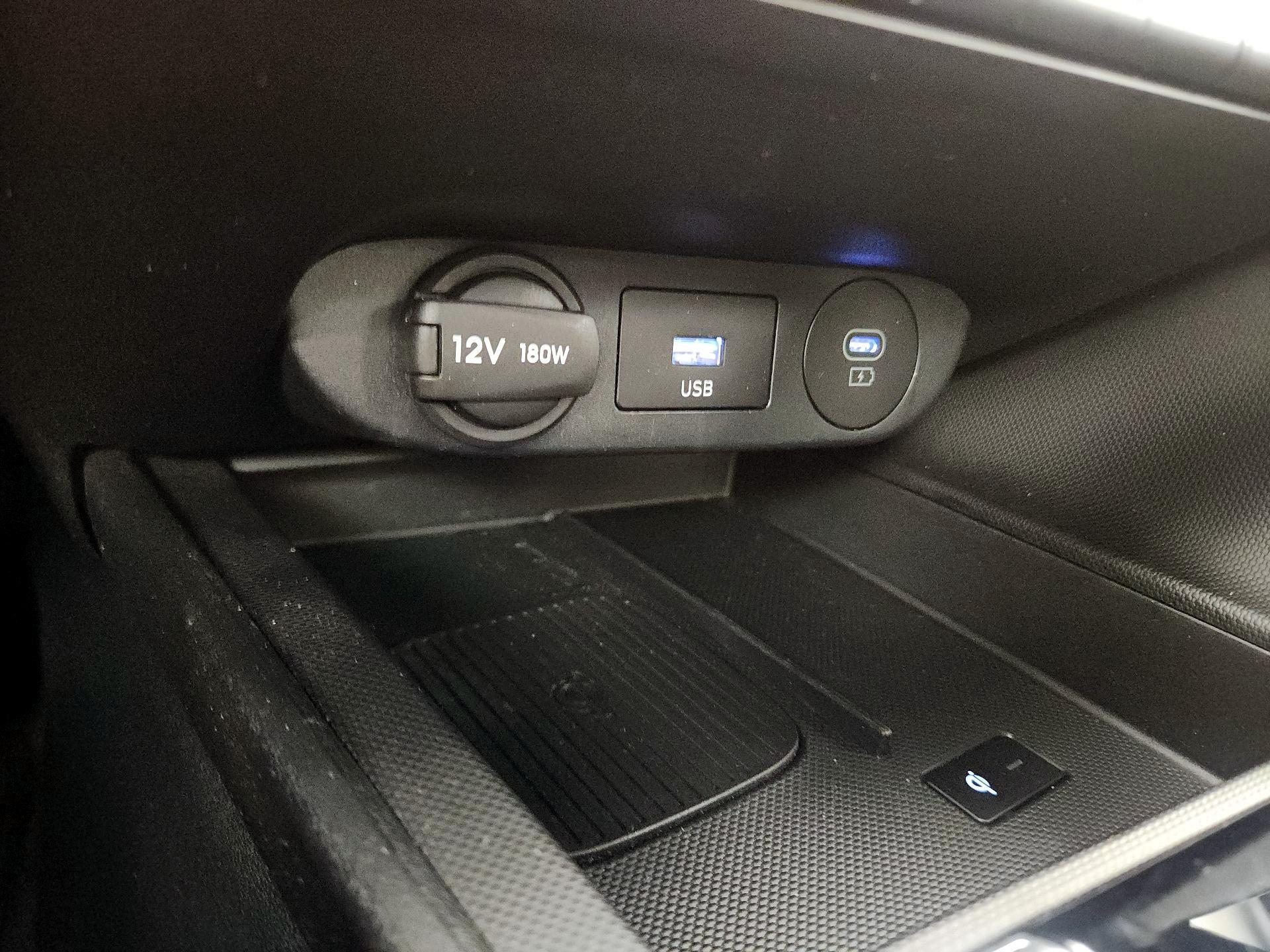 Thumbnail: 2025 Hyundai Elantra - 19