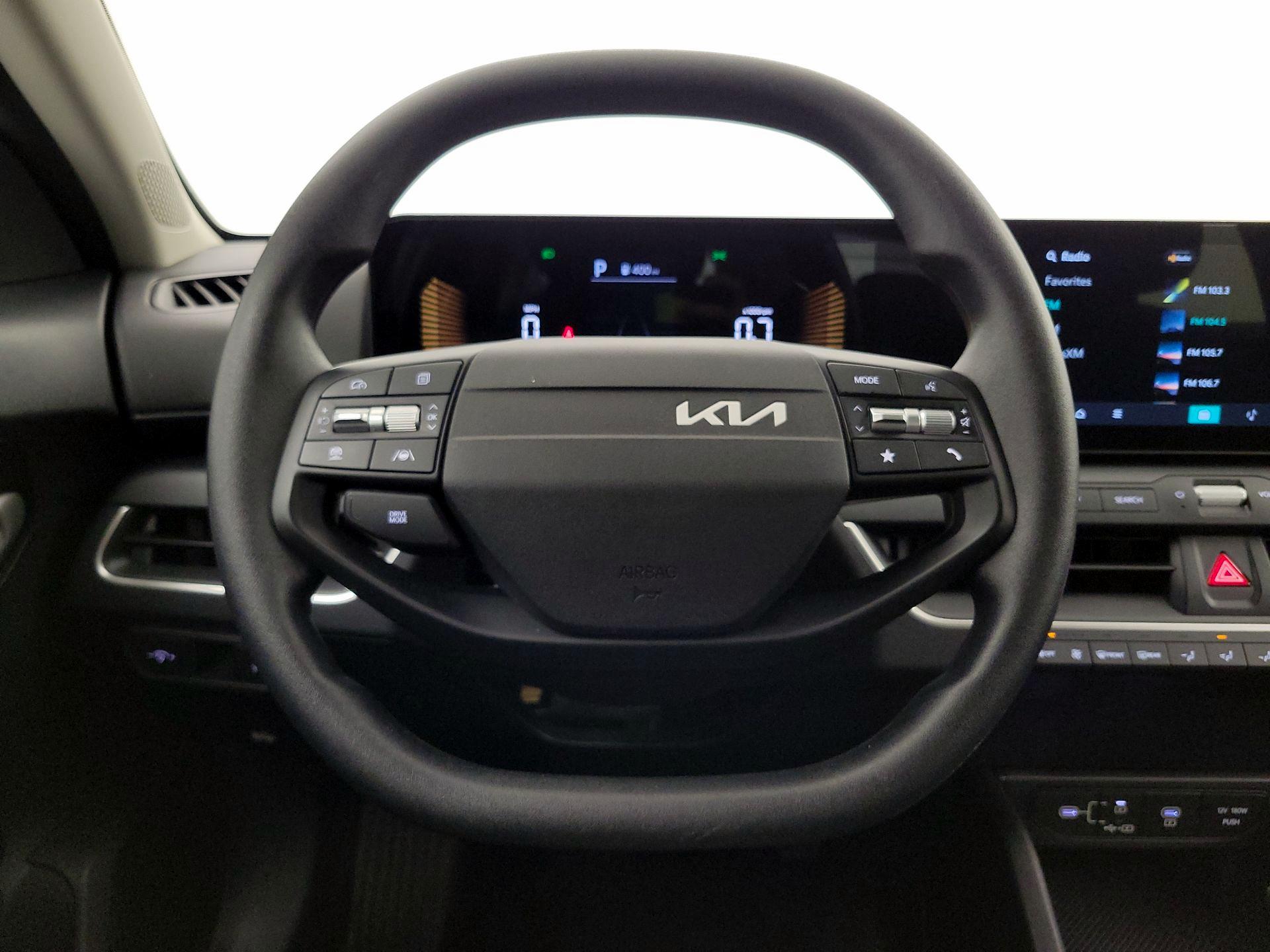 Thumbnail: 2025 Kia K4 - 10