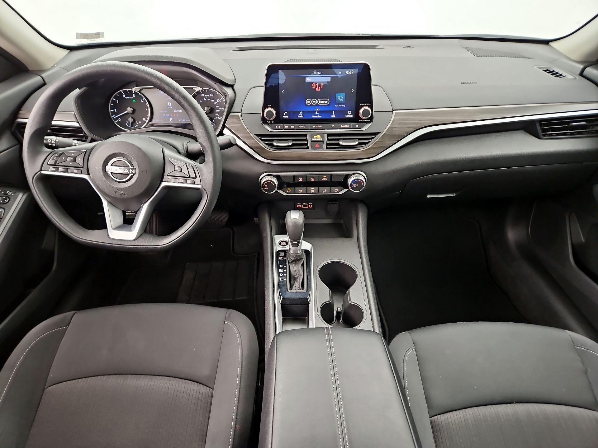 Thumbnail: 2025 Nissan Altima - 9