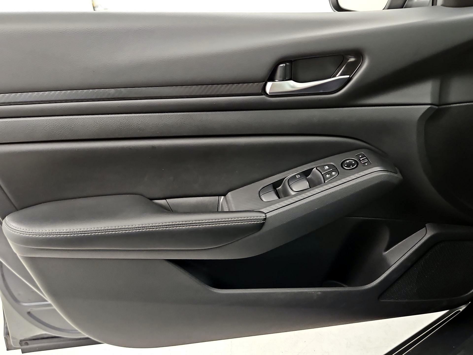 Thumbnail: 2025 Nissan Altima - 12