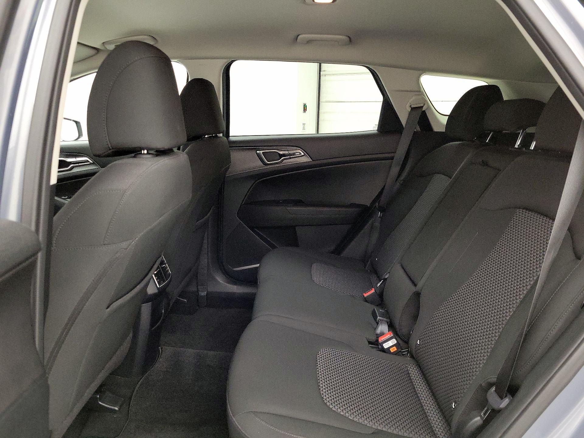 Thumbnail: 2025 Kia Sportage - 19