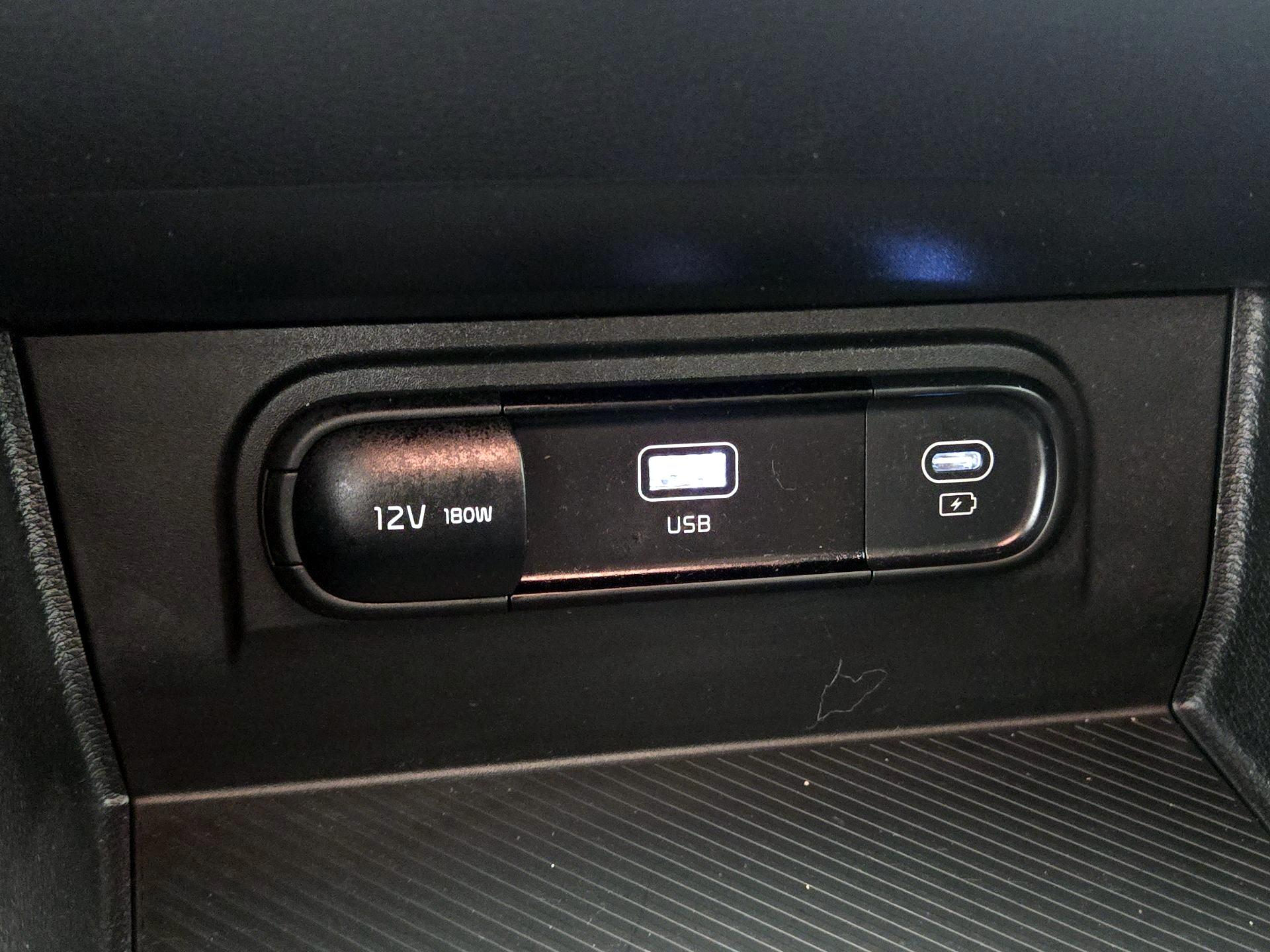 Thumbnail: 2025 Kia Sportage - 18