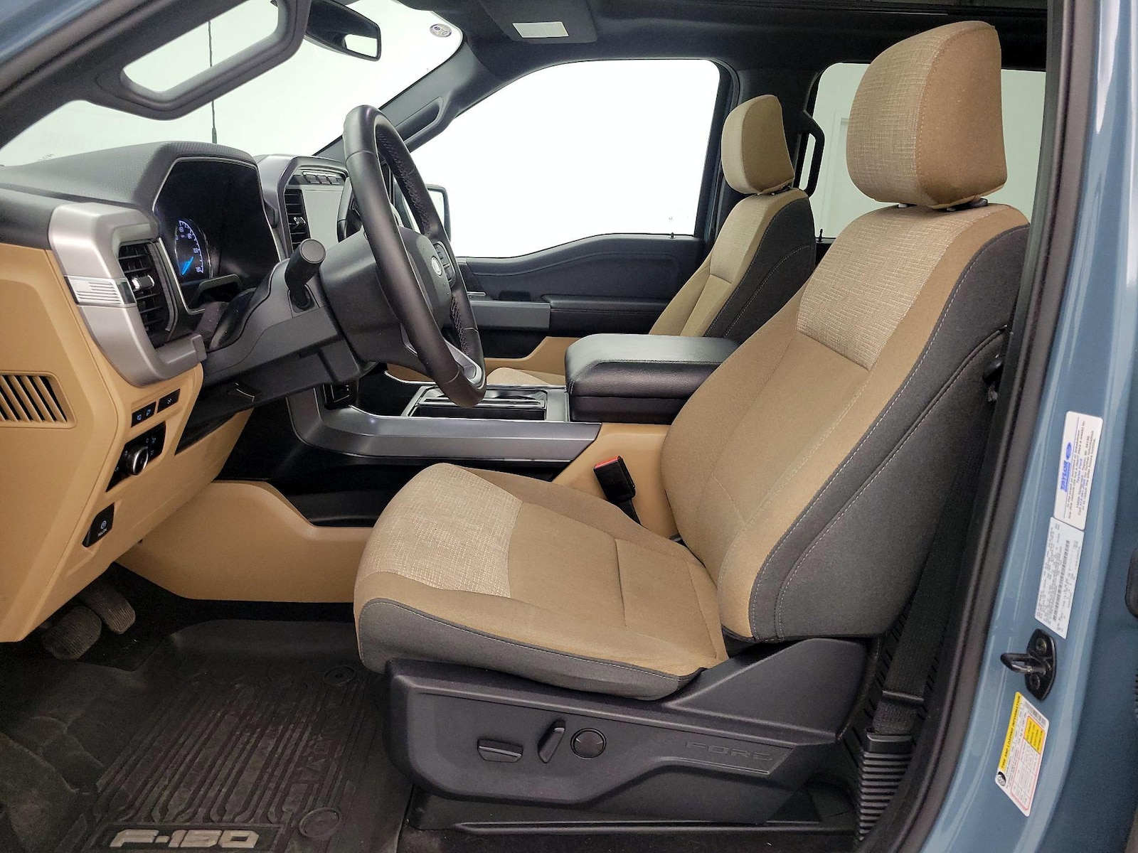 2023 Ford F-150 XLT - Photo 12