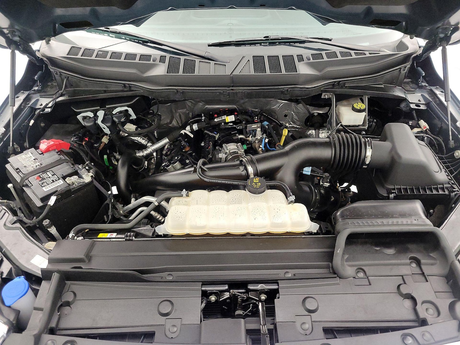 2023 Ford F-150 XLT - Photo 24