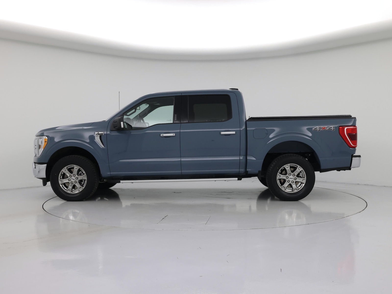 2023 Ford F-150 XLT - Photo 4