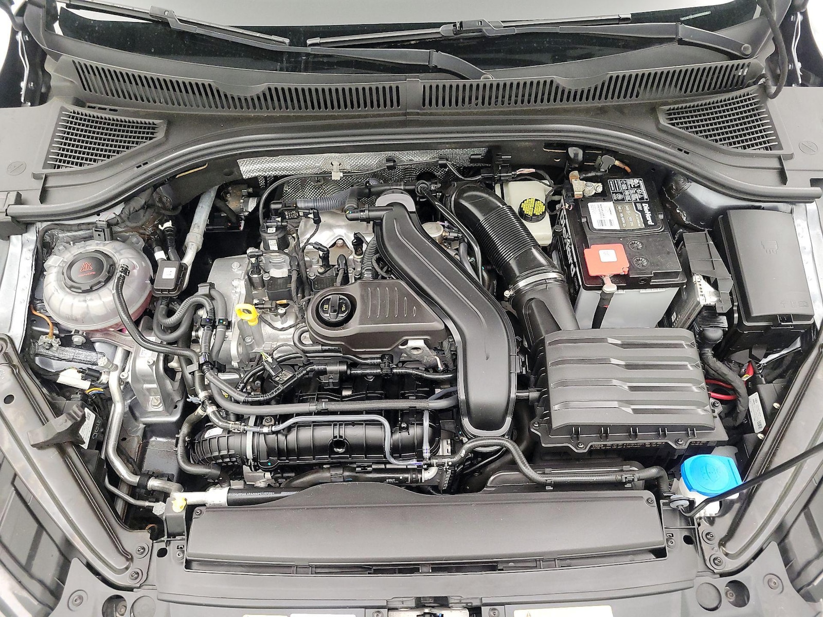 2022 Volkswagen Jetta SE - Photo 22