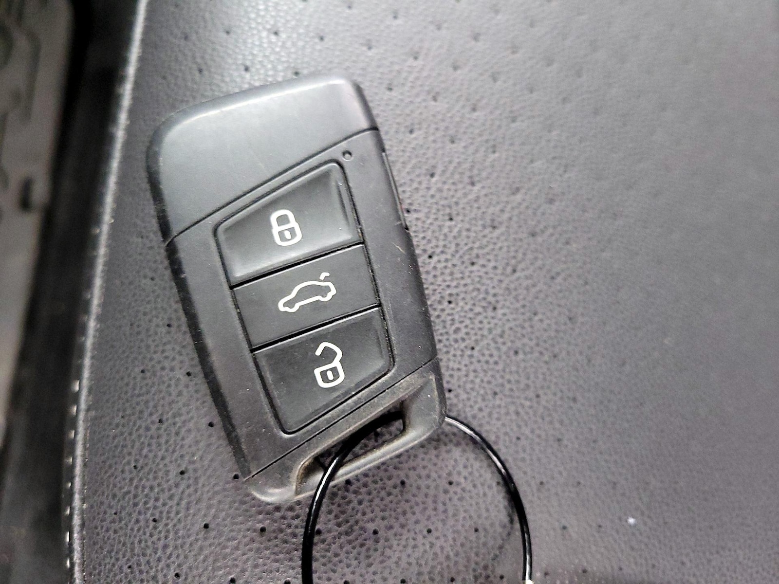 2022 Volkswagen Jetta SE - Photo 23