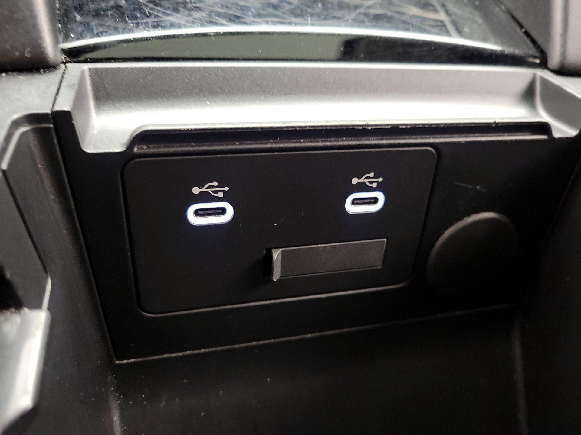 Thumbnail: 2024 Mazda Mazda3 - 18