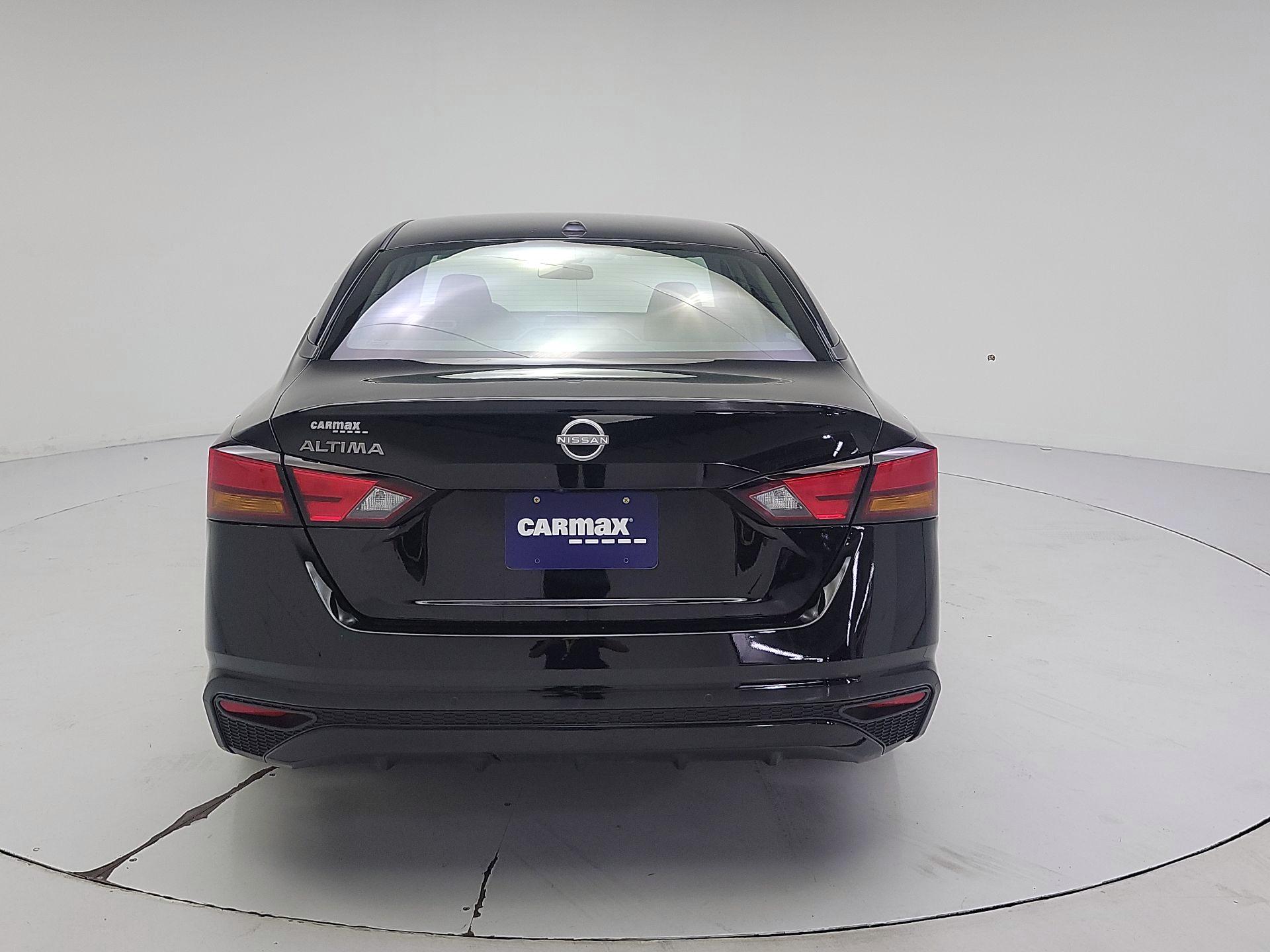 Thumbnail: 2025 Nissan Altima - 6