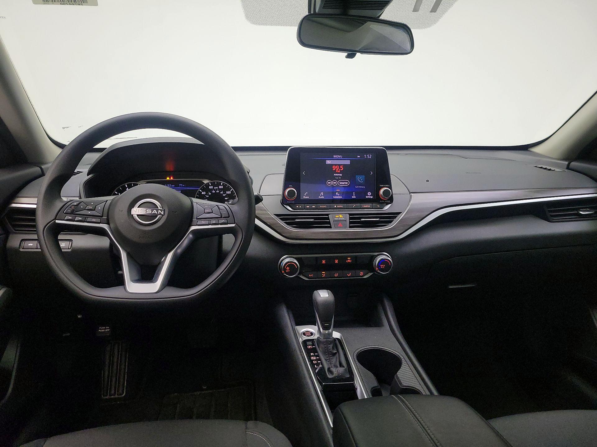Thumbnail: 2025 Nissan Altima - 8