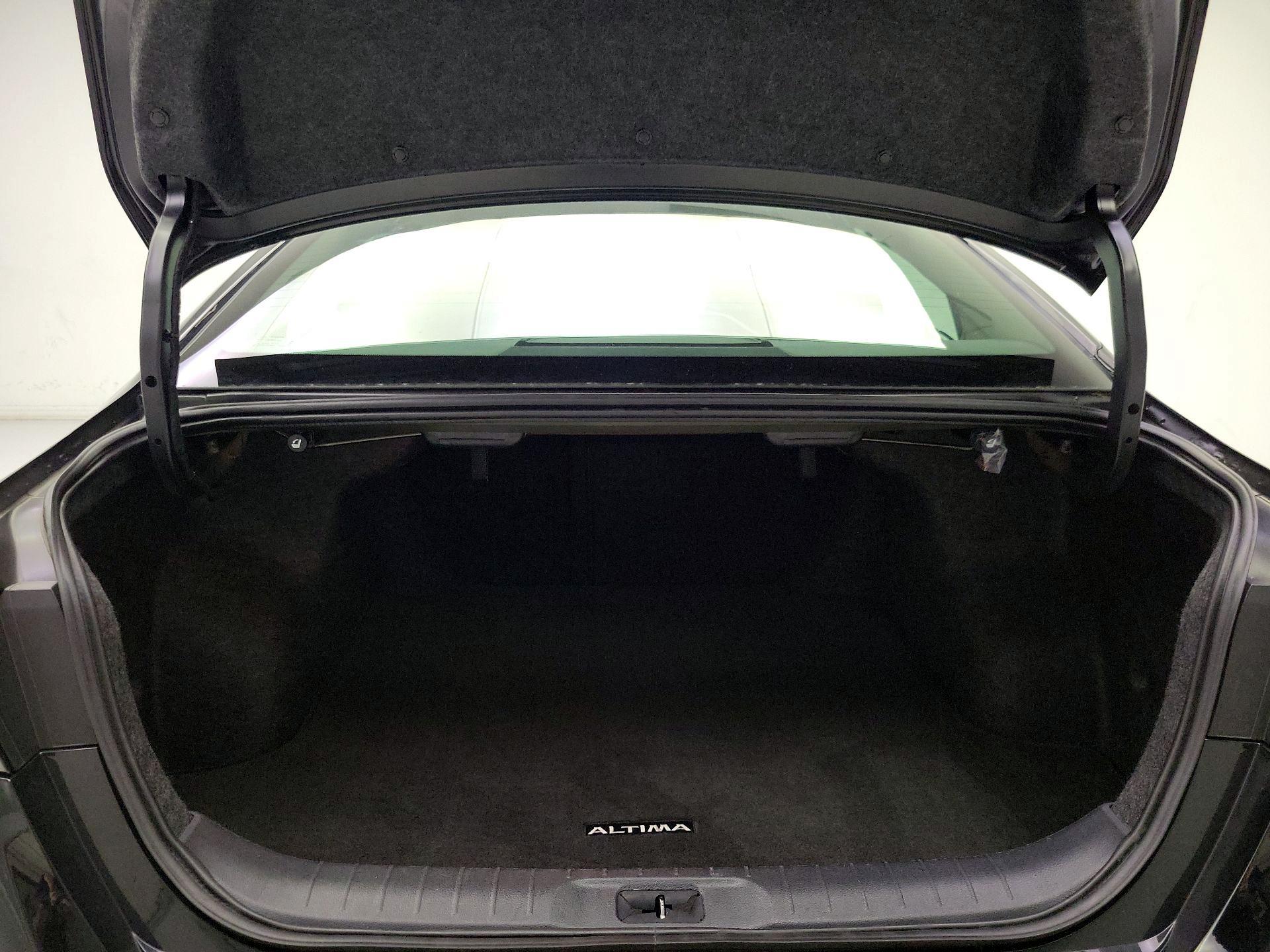 Thumbnail: 2025 Nissan Altima - 20