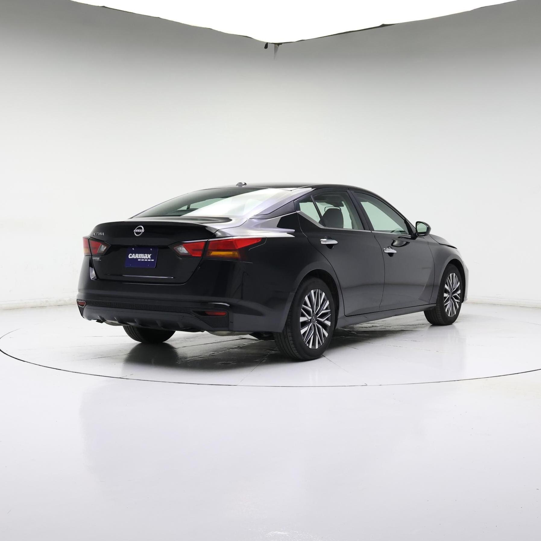 Thumbnail: 2025 Nissan Altima - 8