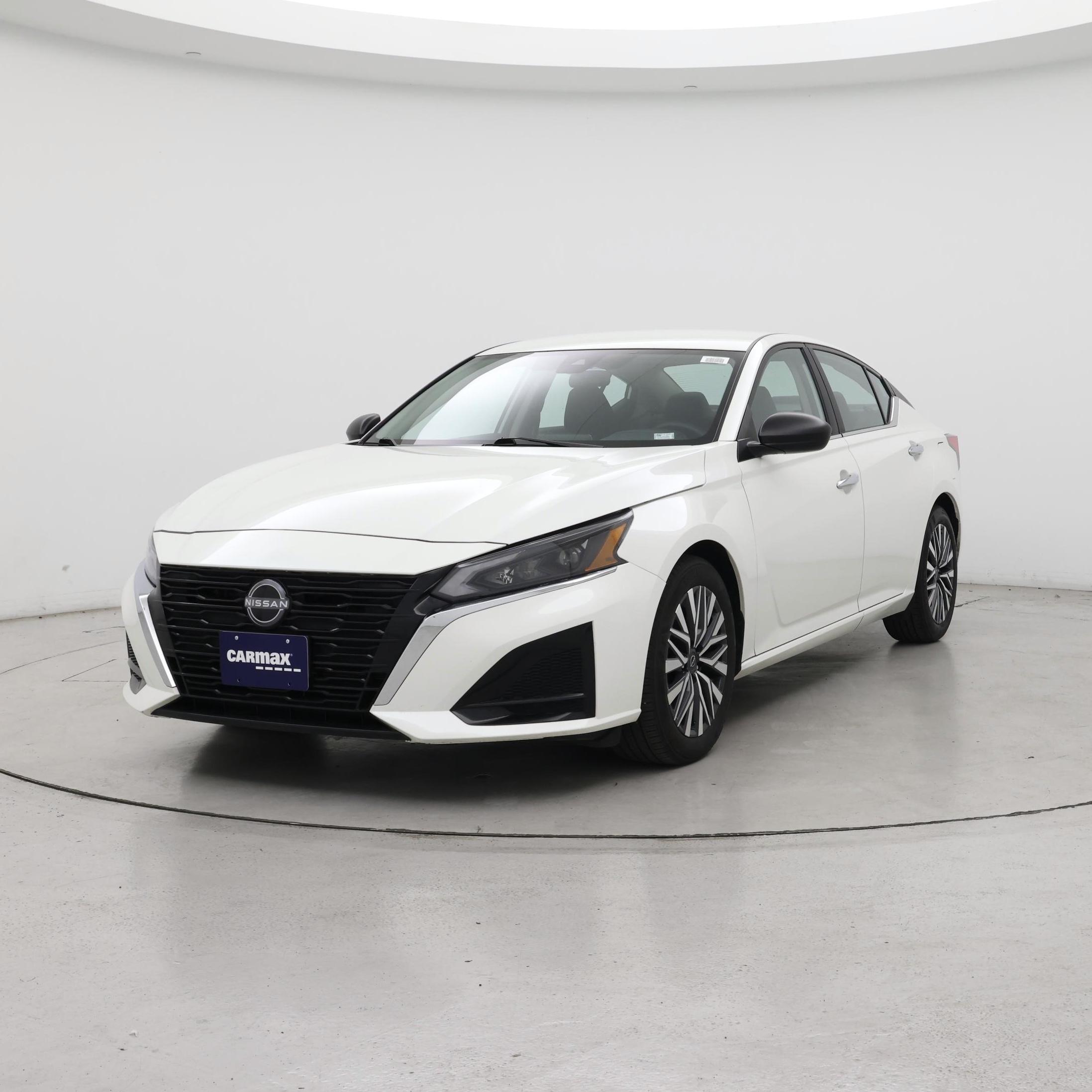 Thumbnail: 2025 Nissan Altima - 4