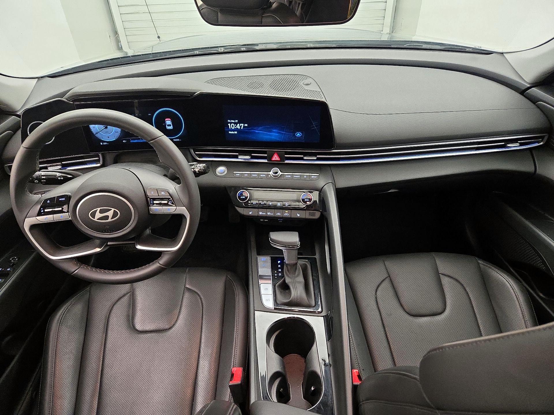 Thumbnail: 2025 Hyundai Elantra - 9