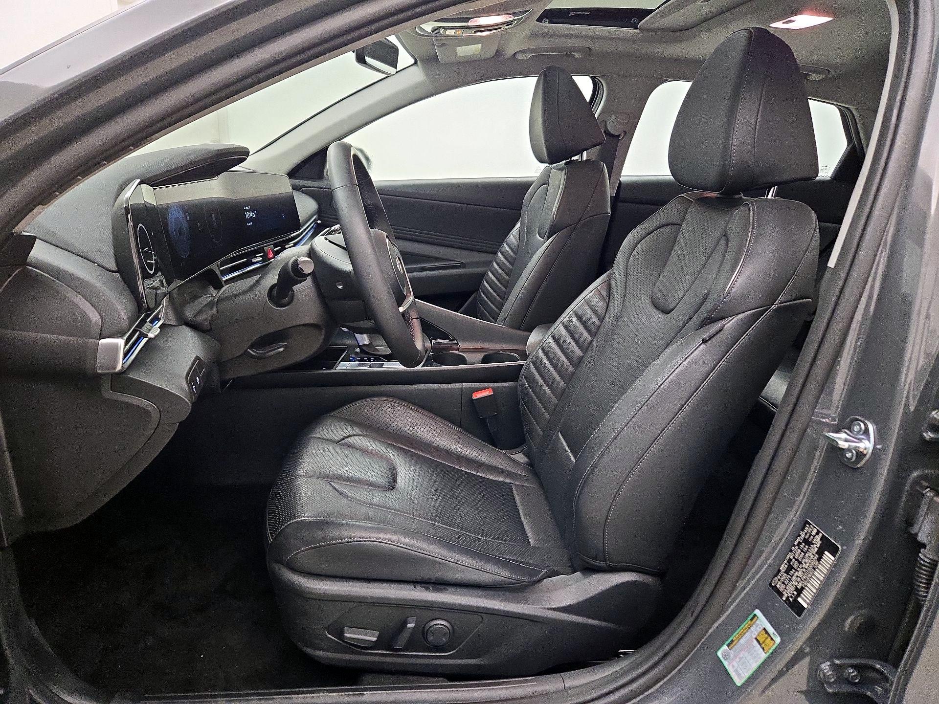 Thumbnail: 2025 Hyundai Elantra - 11