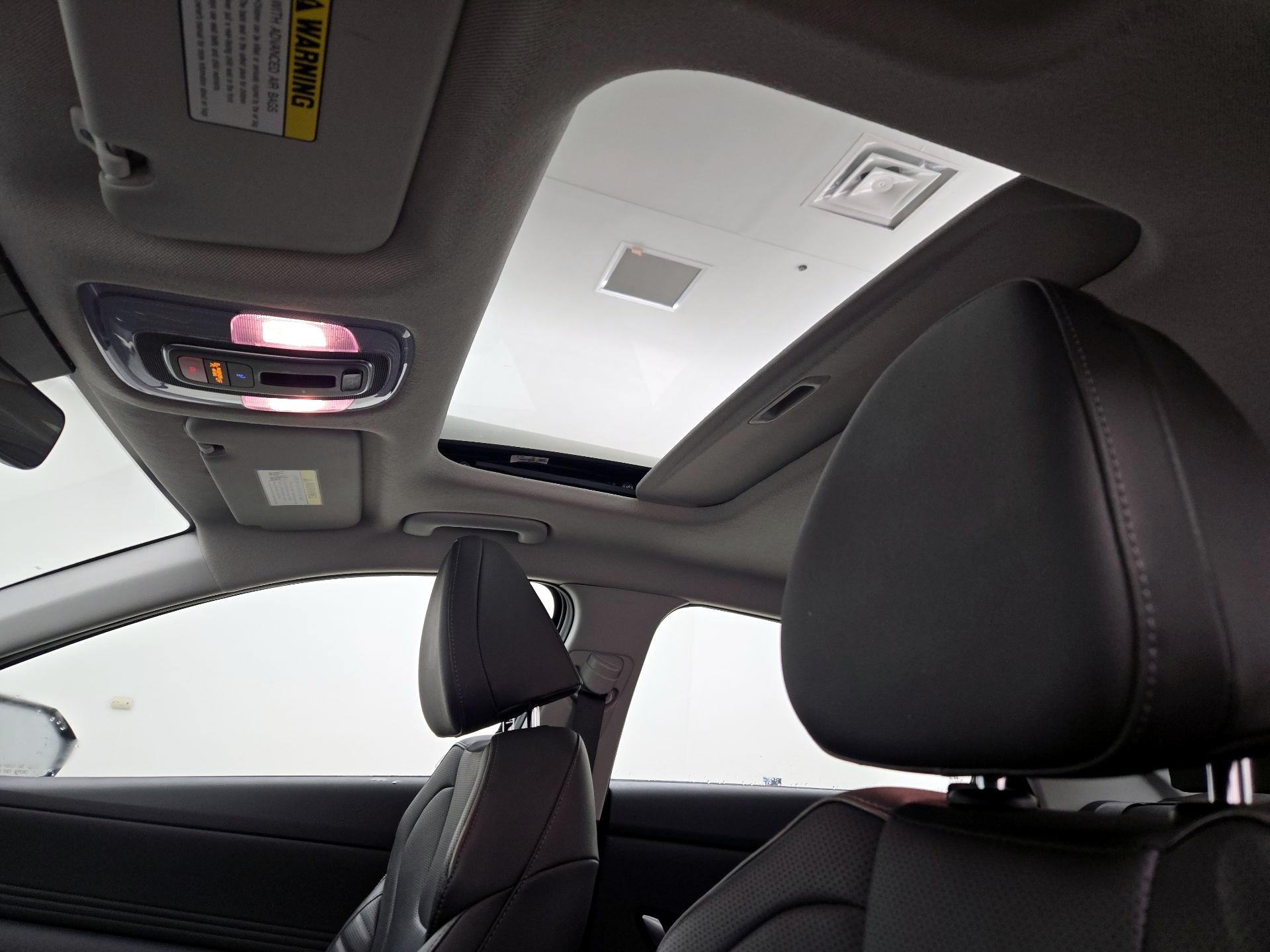 Thumbnail: 2025 Hyundai Elantra - 20