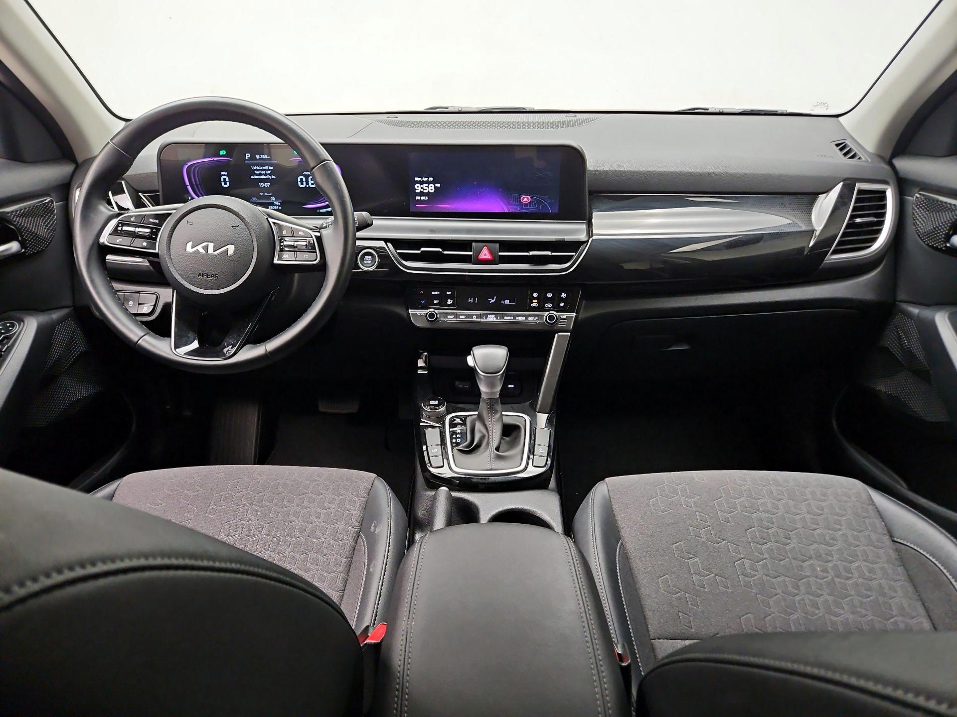 Thumbnail: 2025 Kia Seltos - 9