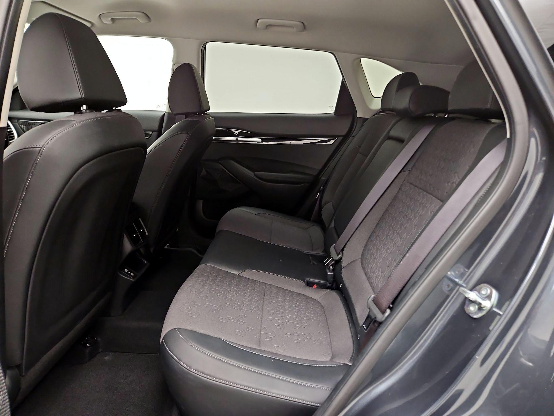 Thumbnail: 2025 Kia Seltos - 20