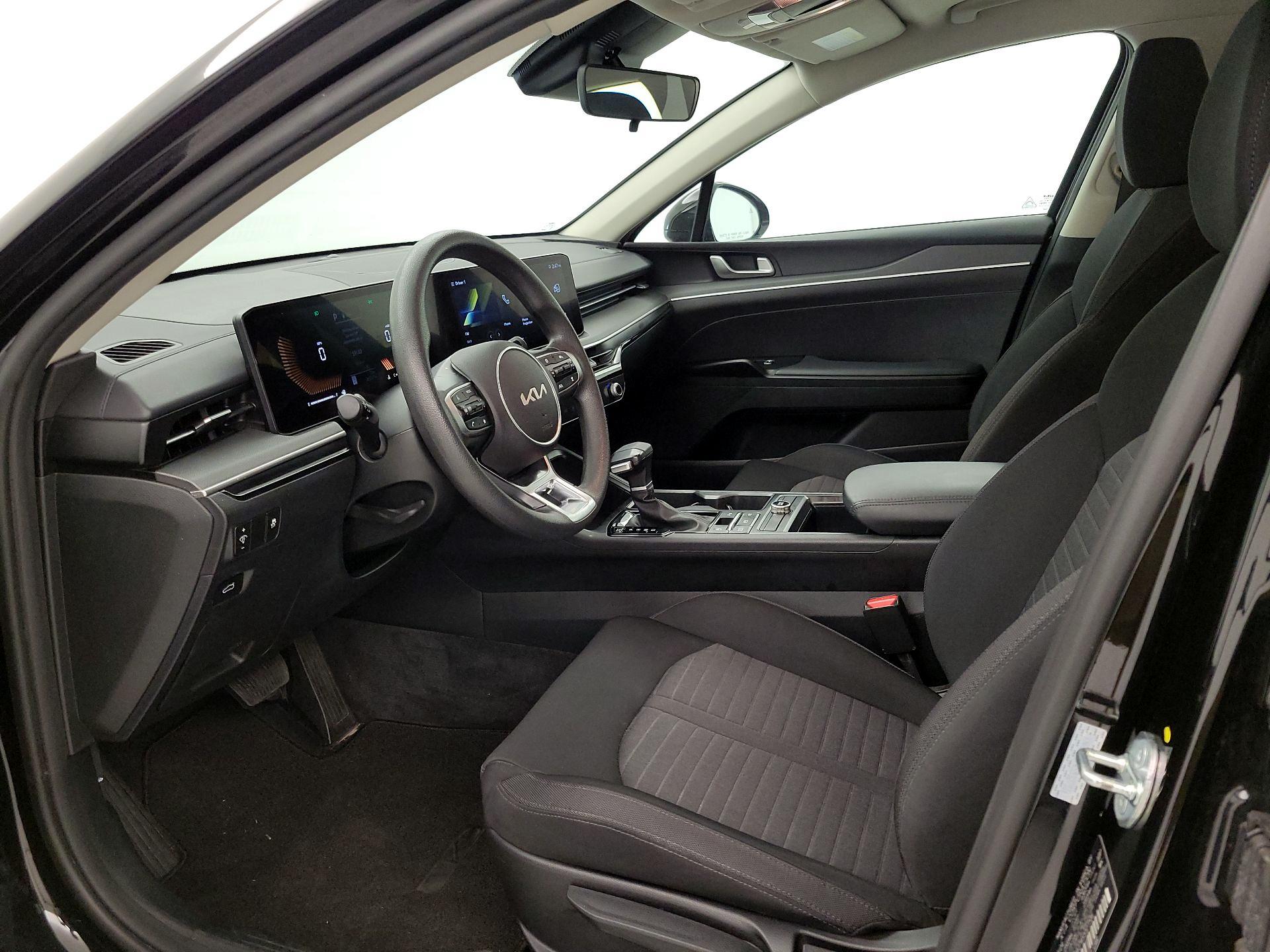 Thumbnail: 2025 Kia K5 - 11