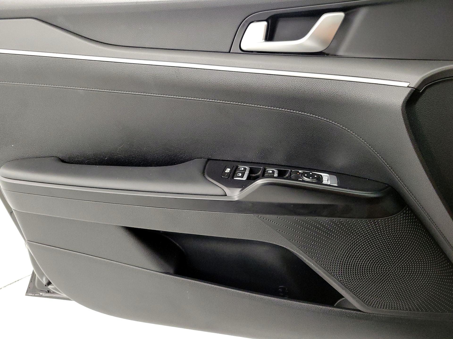 Thumbnail: 2025 Kia K5 - 12