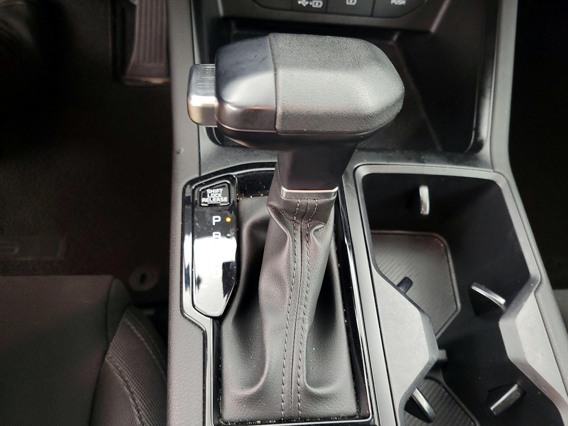 Thumbnail: 2025 Kia K5 - 17