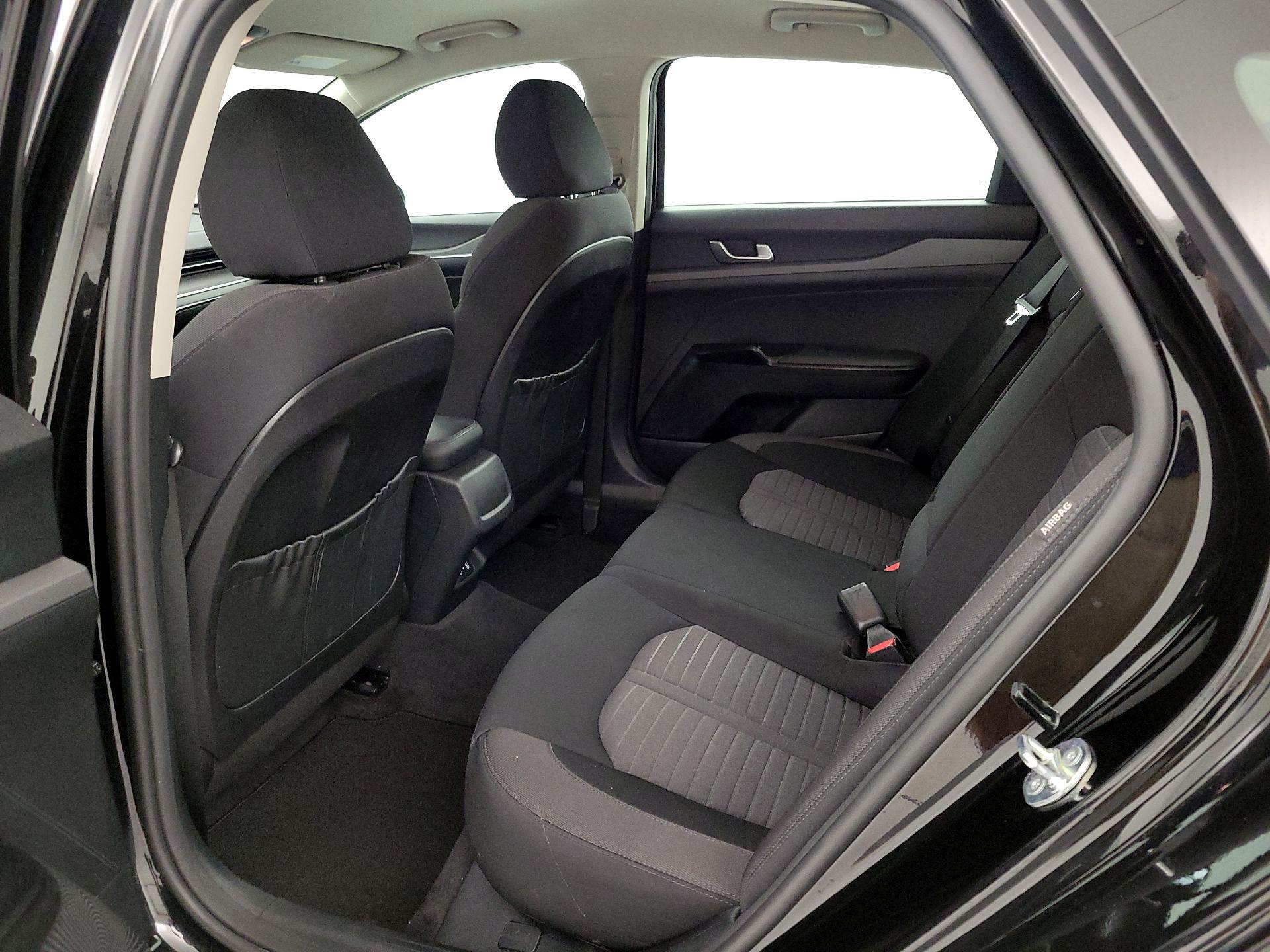 Thumbnail: 2025 Kia K5 - 19