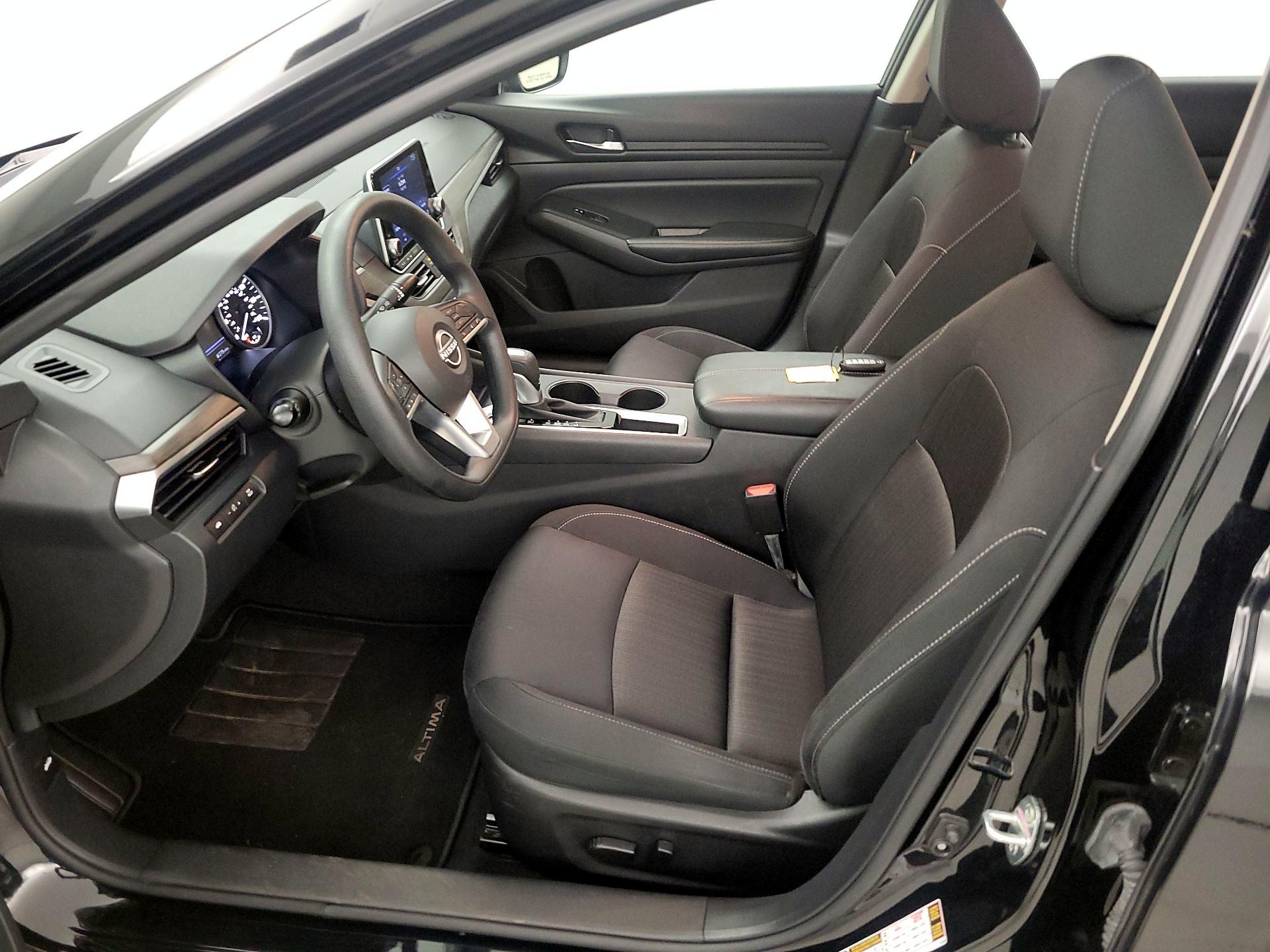 Thumbnail: 2025 Nissan Altima - 11