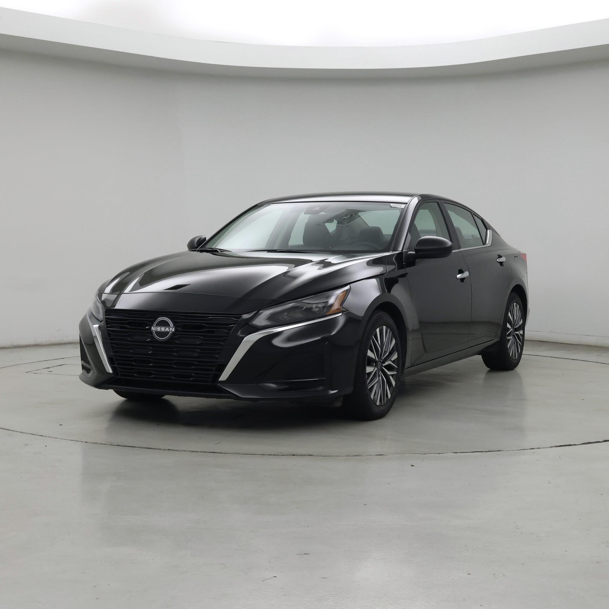 Thumbnail: 2025 Nissan Altima - 4