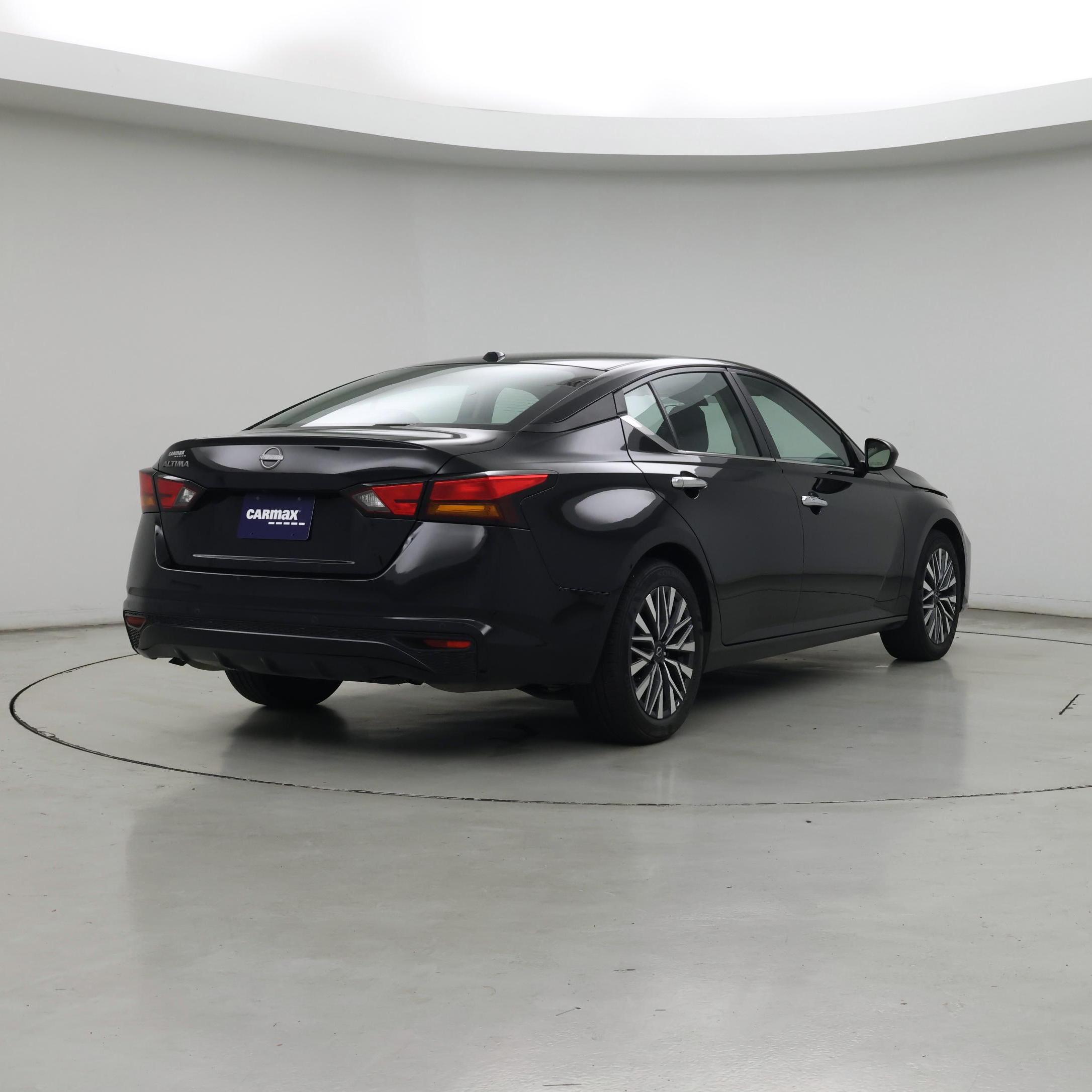 Thumbnail: 2025 Nissan Altima - 8