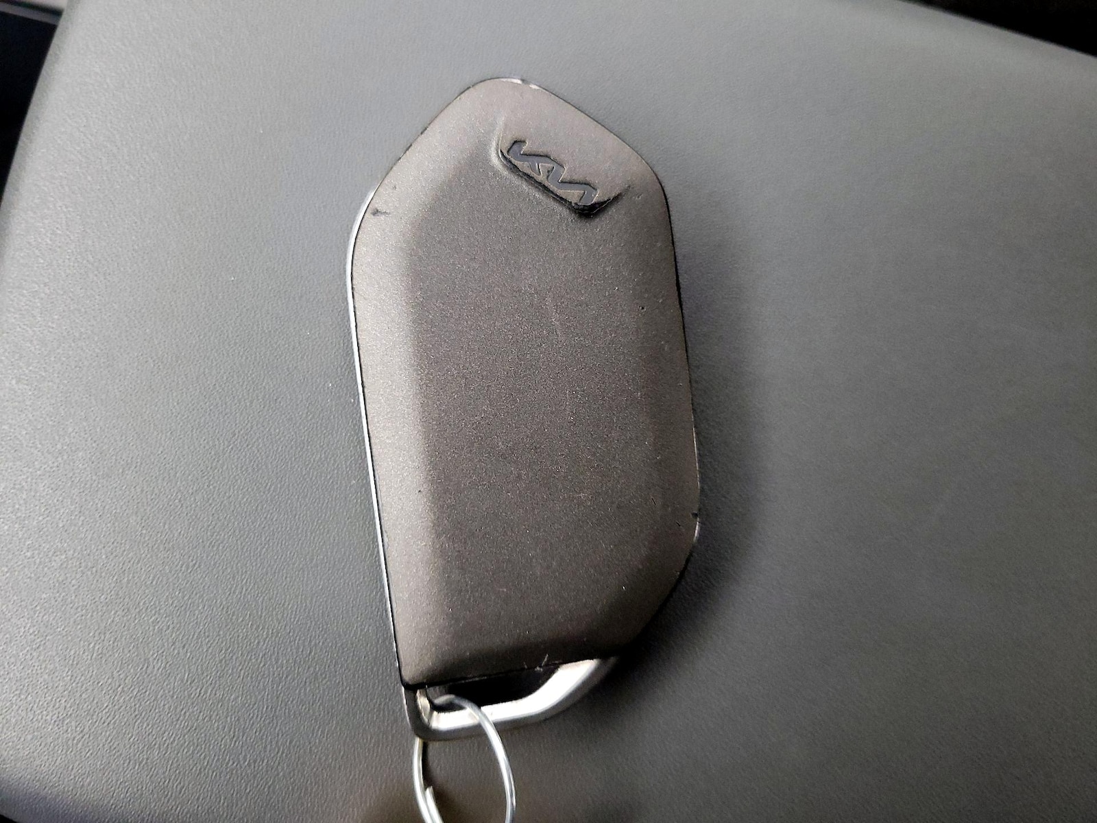 2025 Kia K4 LXS - Photo 23