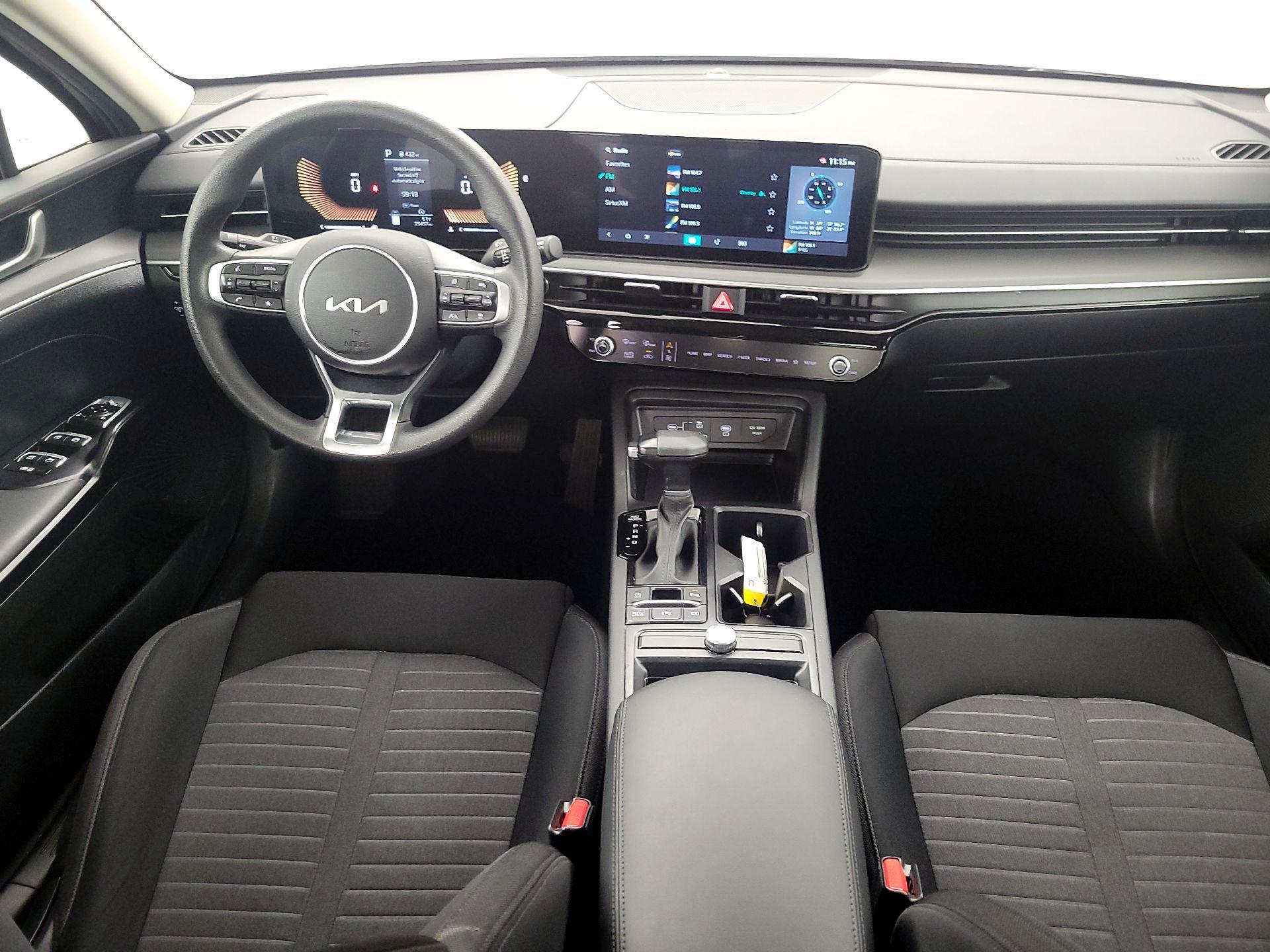 Thumbnail: 2025 Kia K5 - 9