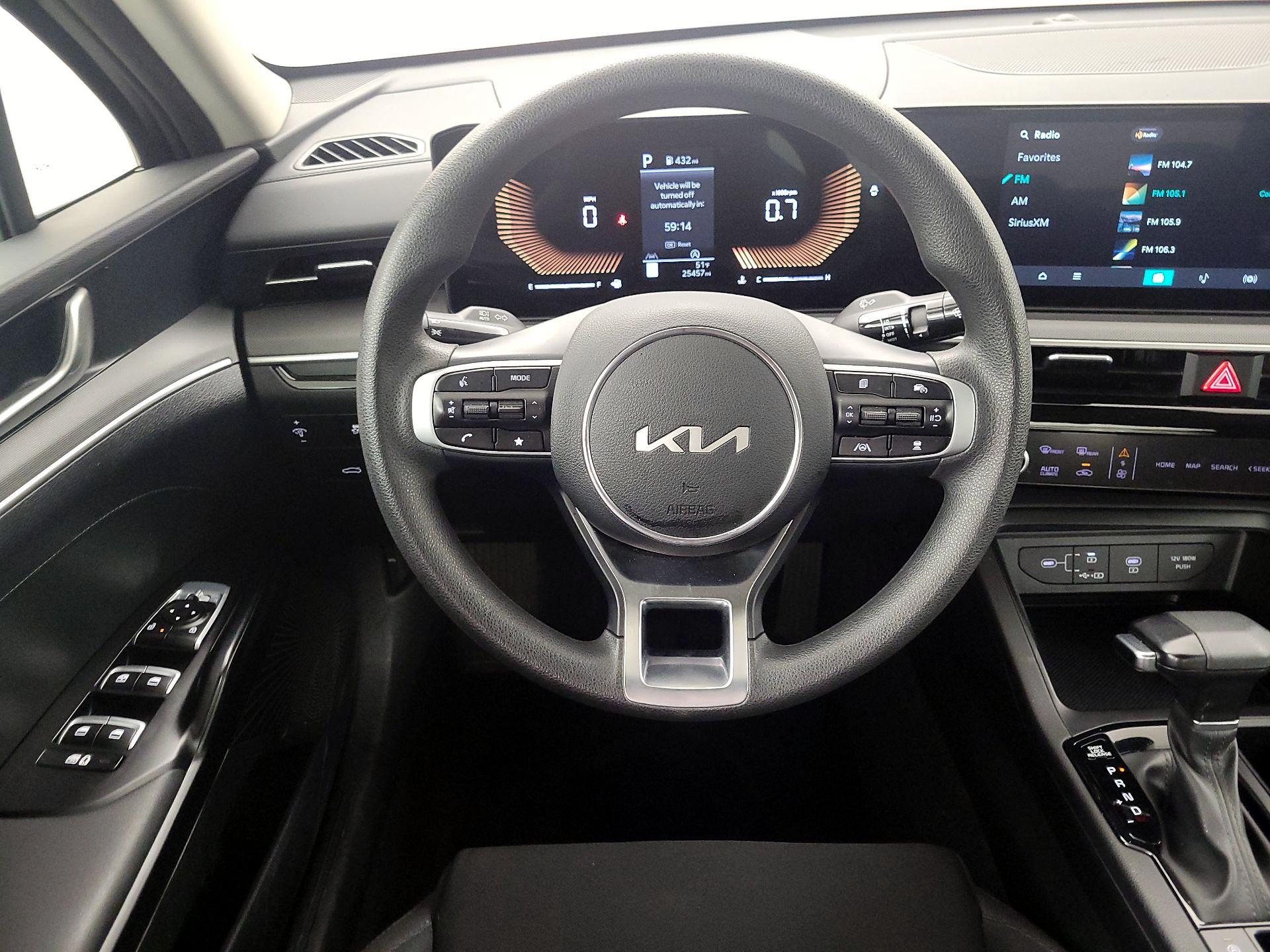 Thumbnail: 2025 Kia K5 - 10