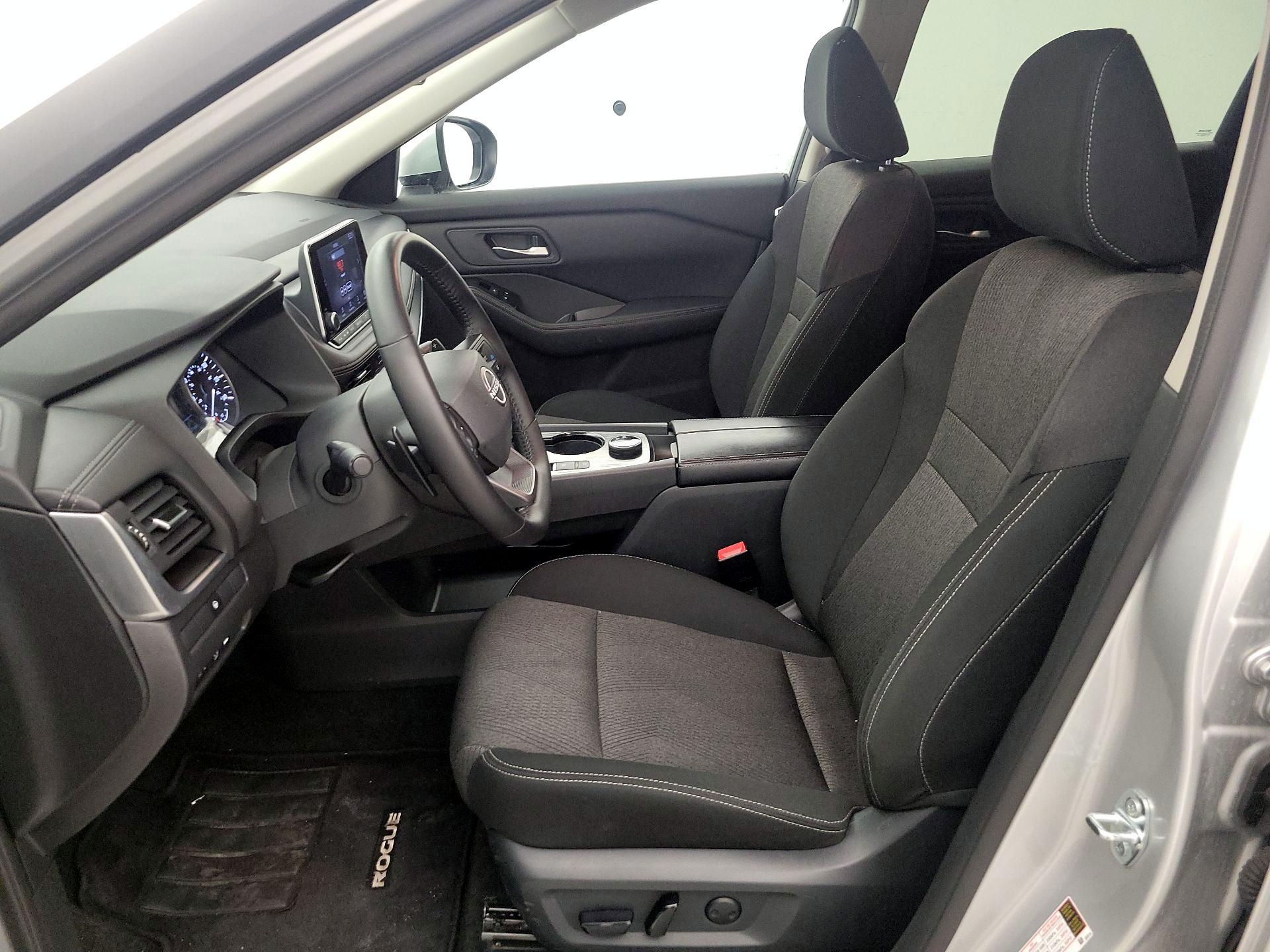 Thumbnail: 2025 Nissan Rogue - 11