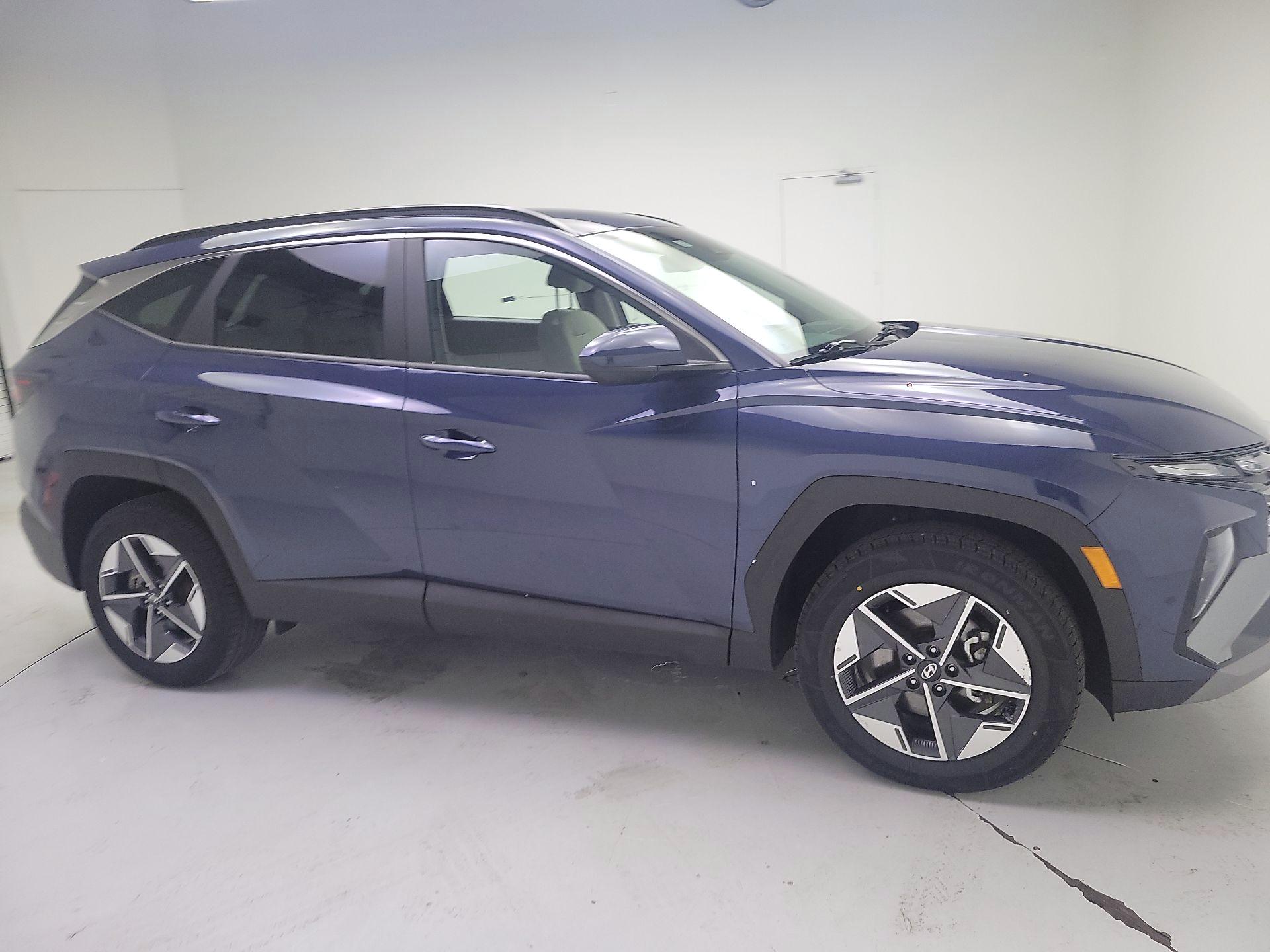 Thumbnail: 2025 Hyundai Tucson - 4