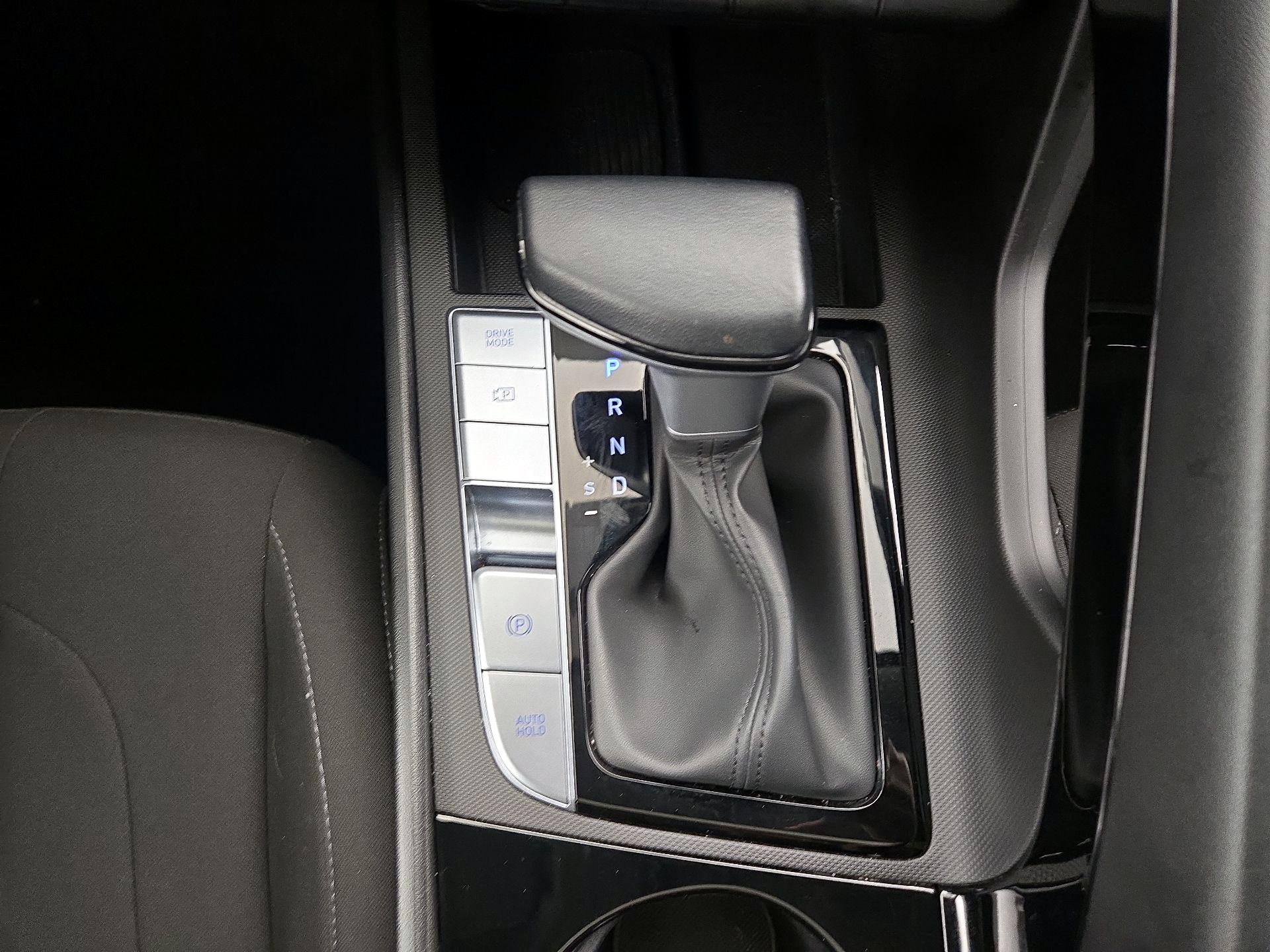 Thumbnail: 2025 Hyundai Elantra - 18