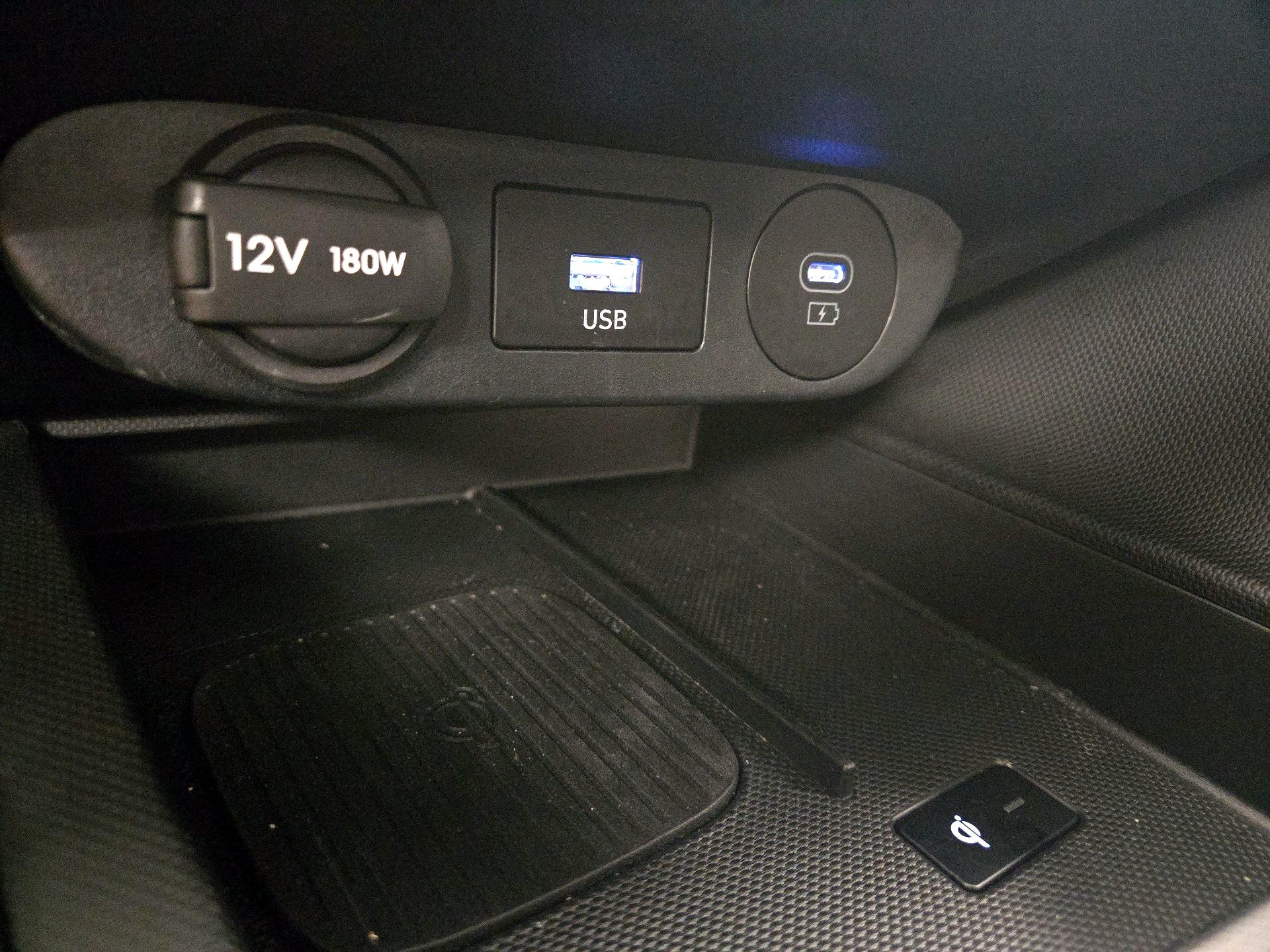 Thumbnail: 2025 Hyundai Elantra - 19