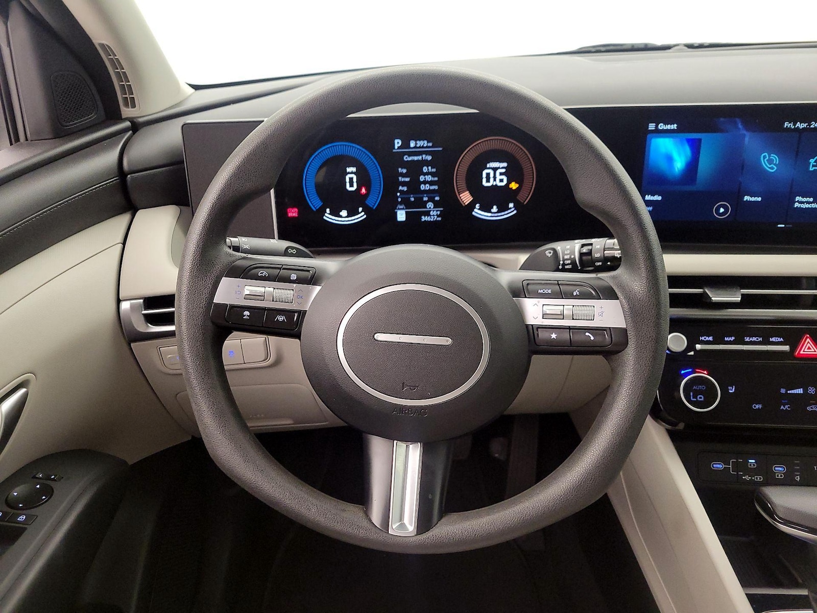 2025 Hyundai Tucson SEL - Photo 11