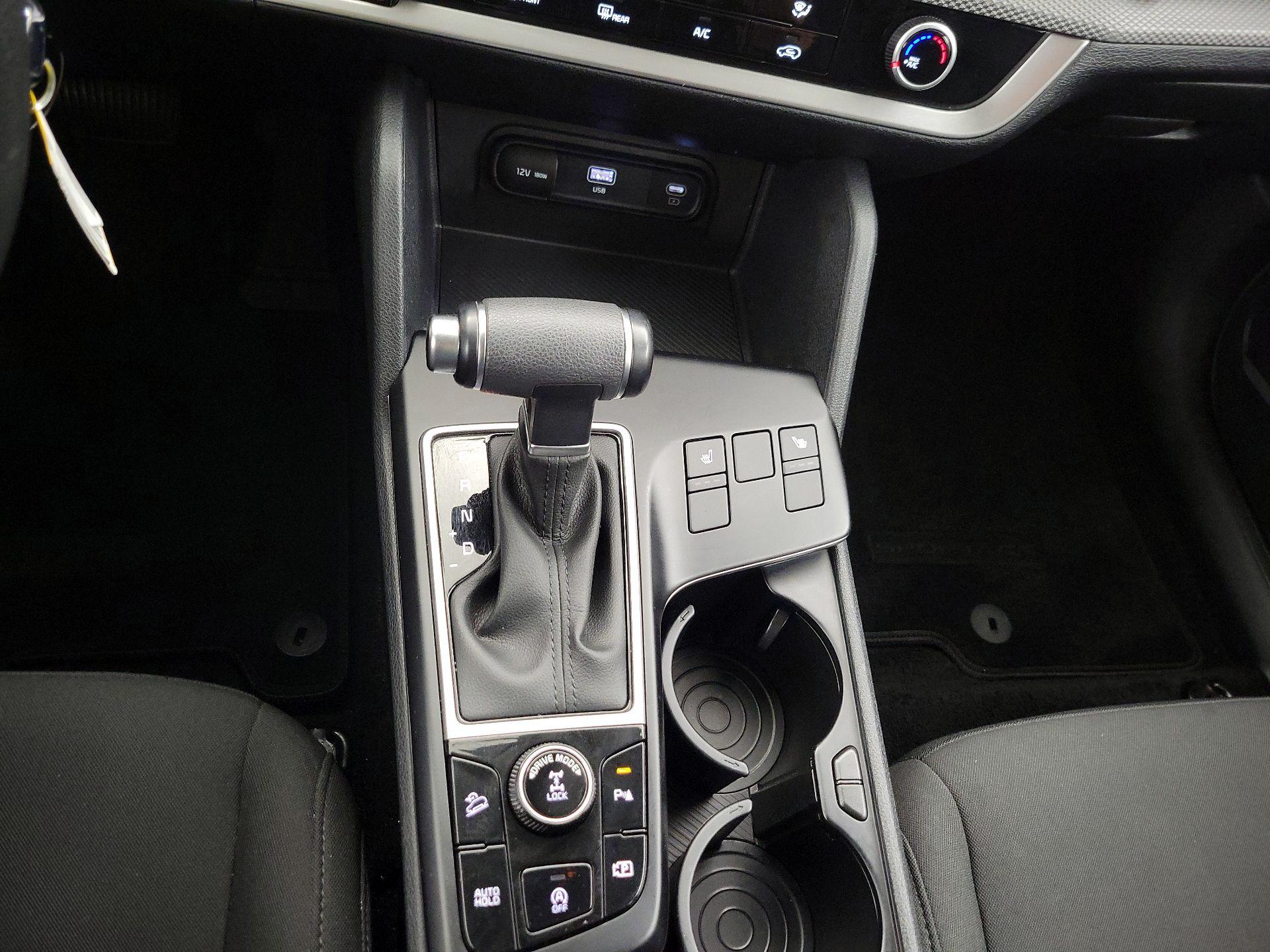 Thumbnail: 2025 Kia Sportage - 17