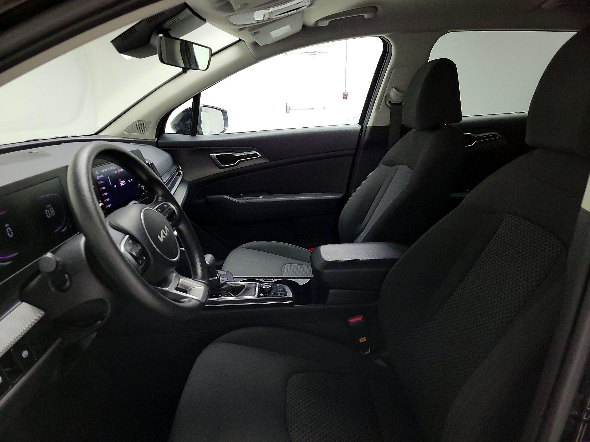 Thumbnail: 2025 Kia Sportage - 11