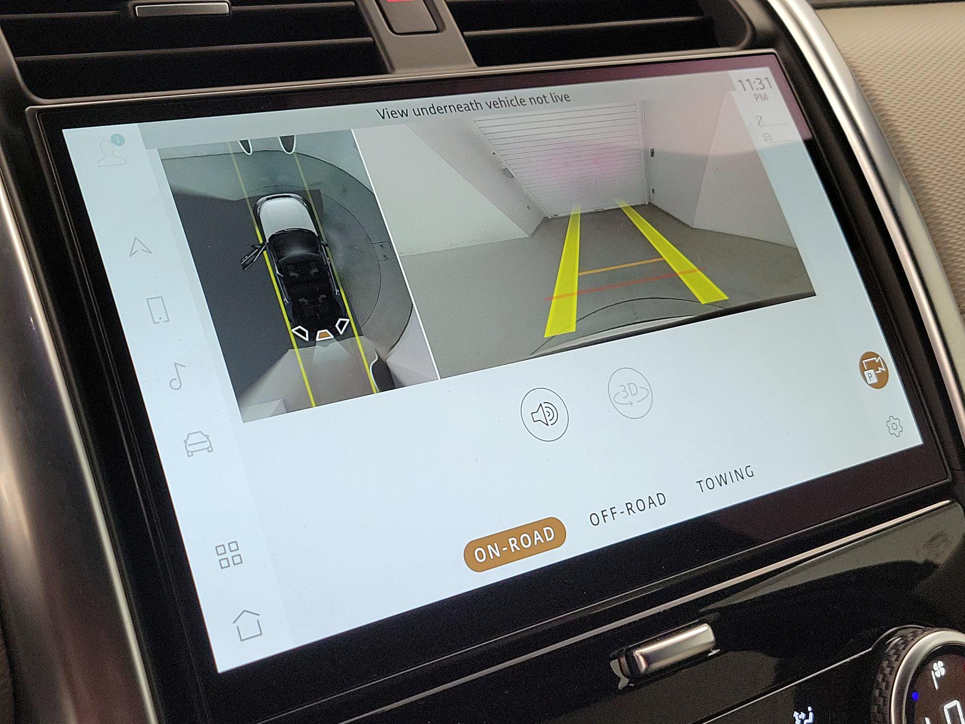 Thumbnail: 2022 Land Rover Discovery - 15