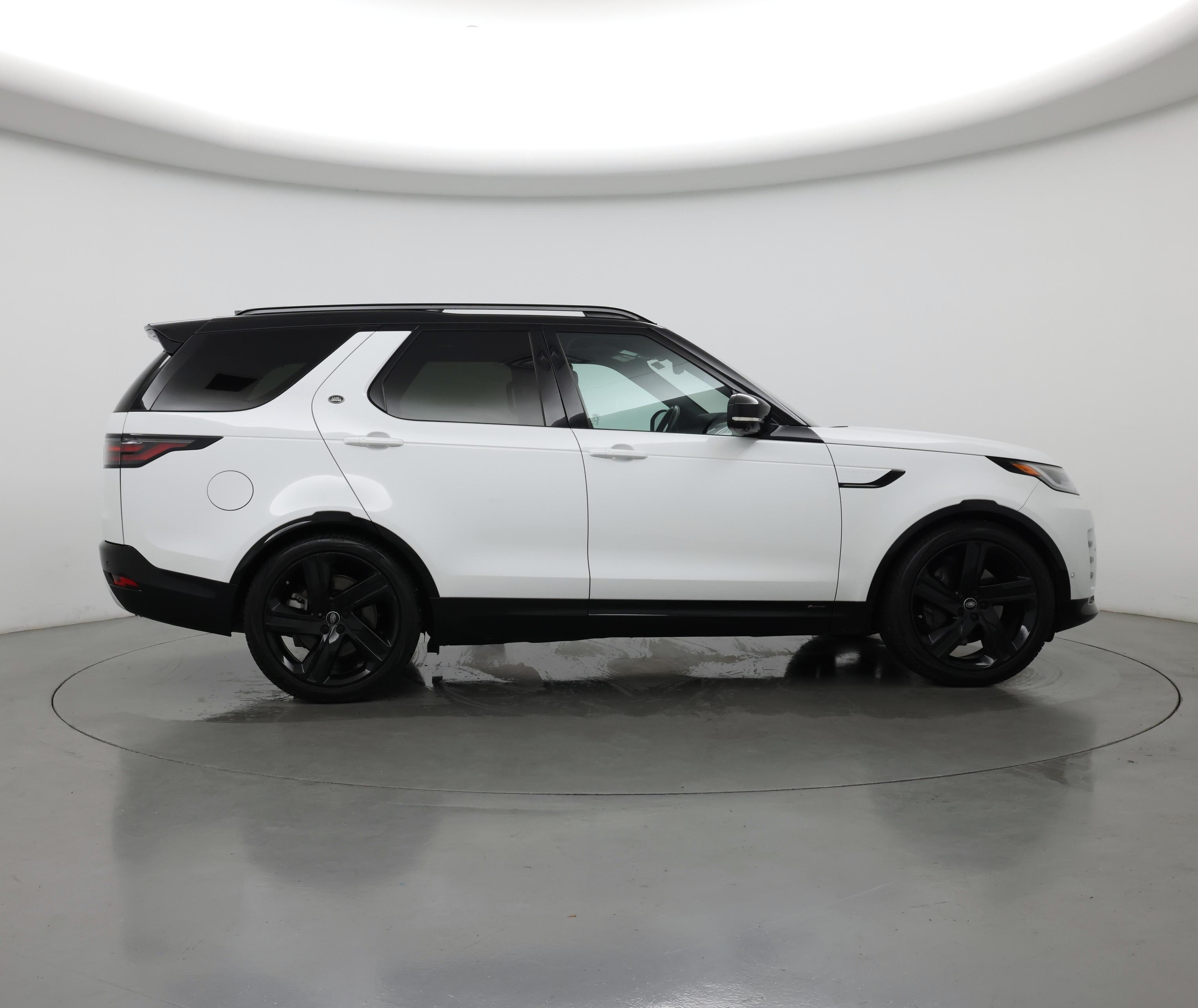 Thumbnail: 2022 Land Rover Discovery - 7