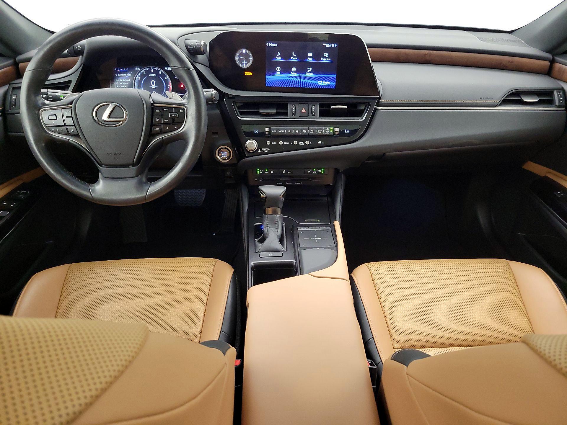 Thumbnail: 2022 Lexus ES - 9