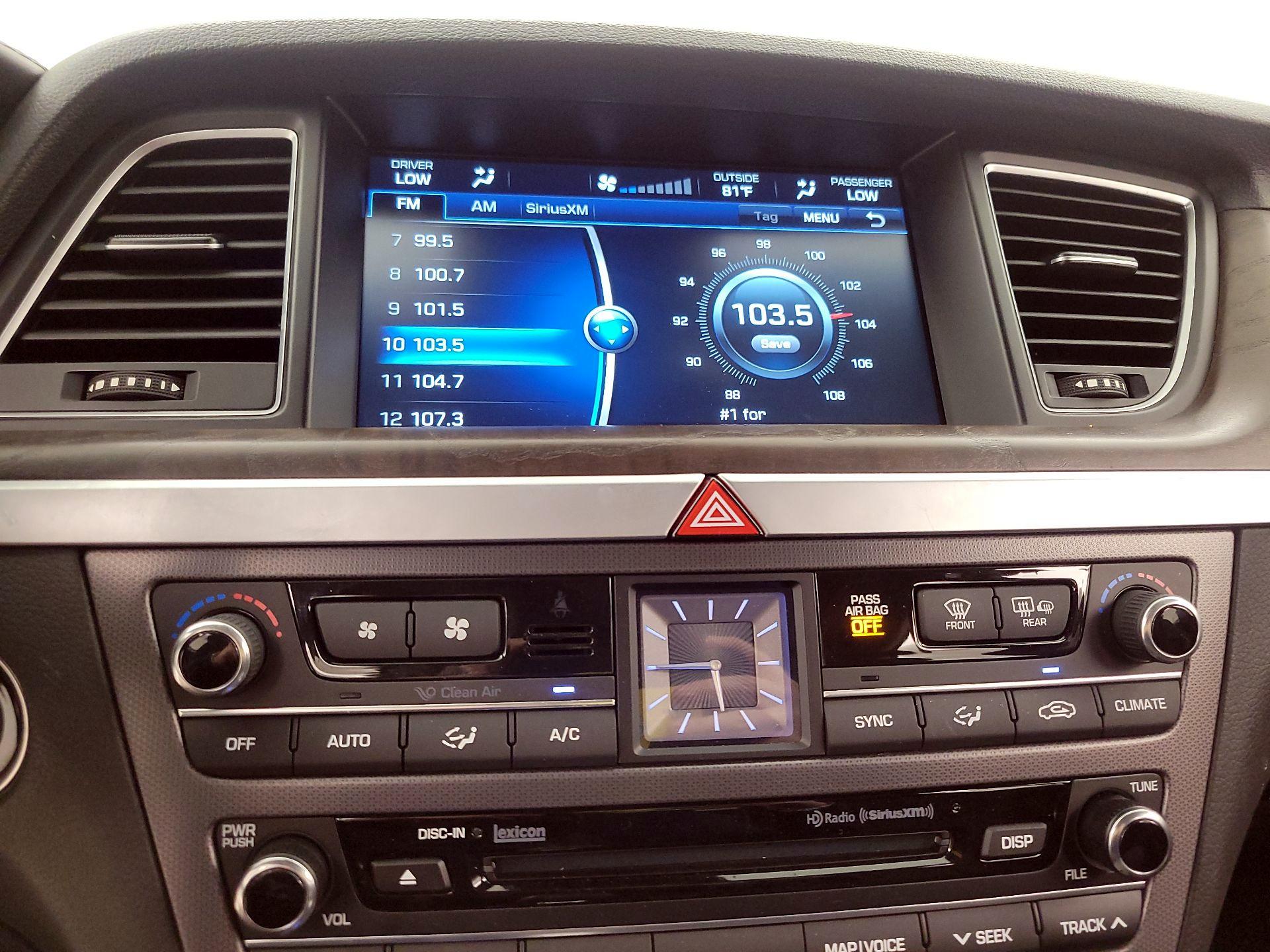 Thumbnail: 2017 Genesis G80 - 17