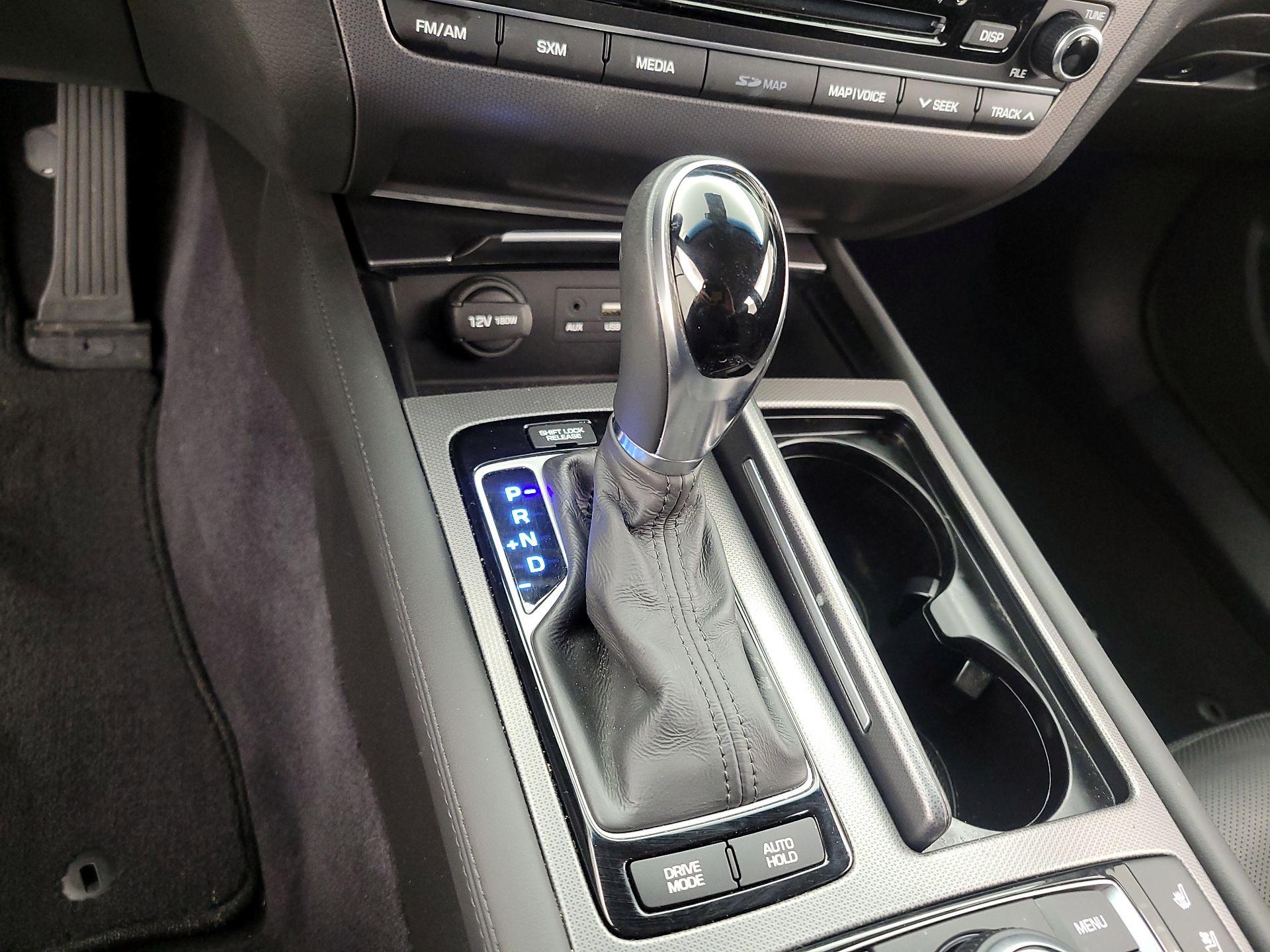 Thumbnail: 2017 Genesis G80 - 18